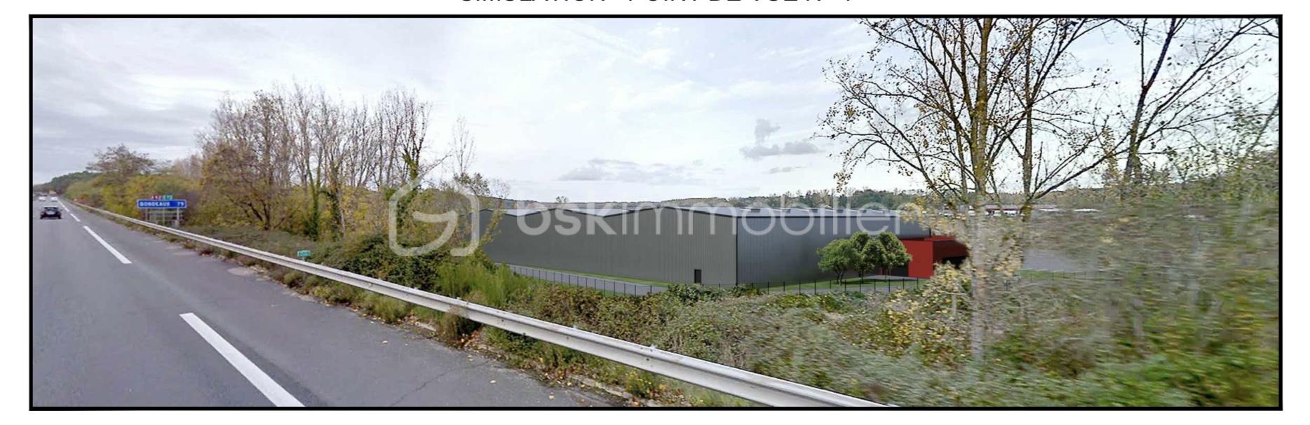 Local commercial de 4 279 m² - Vue autoroute.jpeg