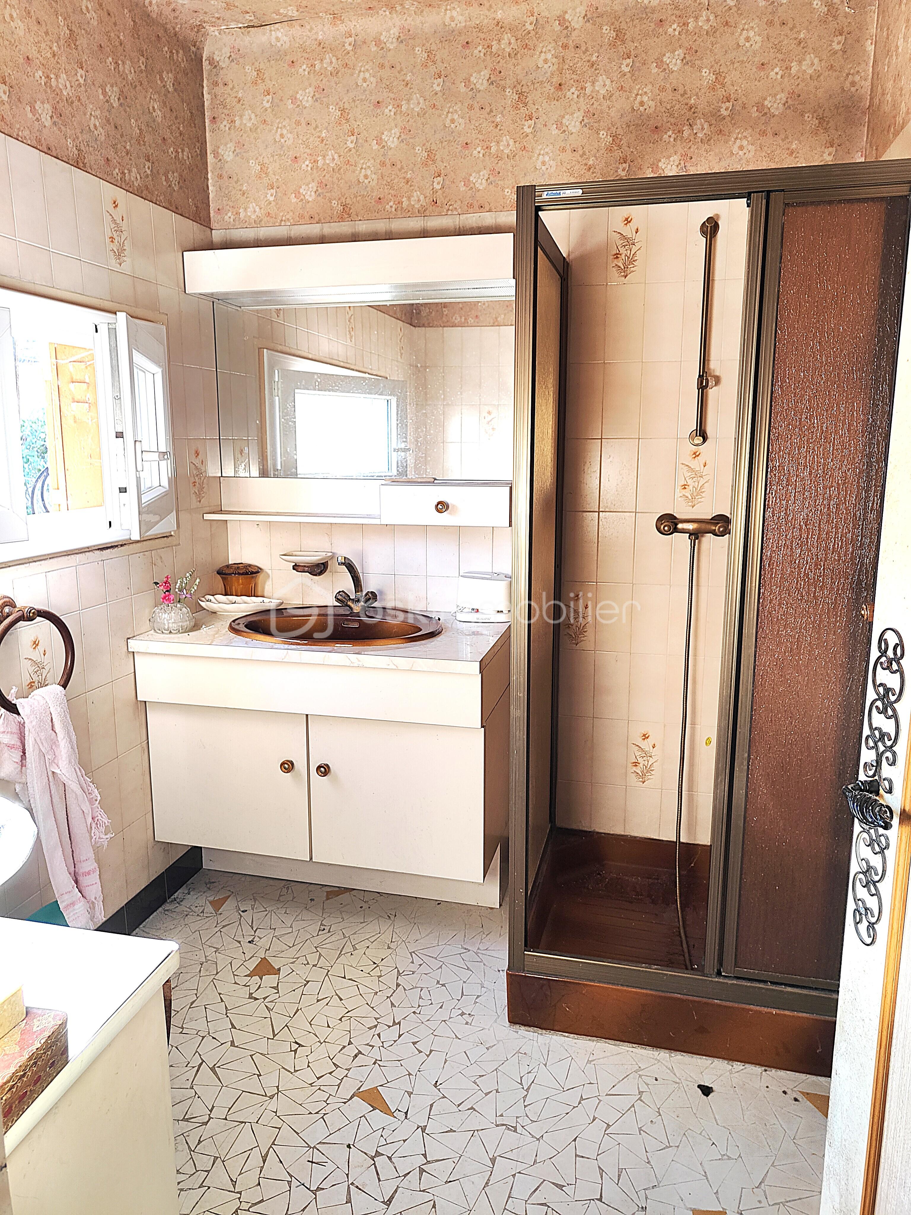 Maison de 65 m² - sdb.jpg