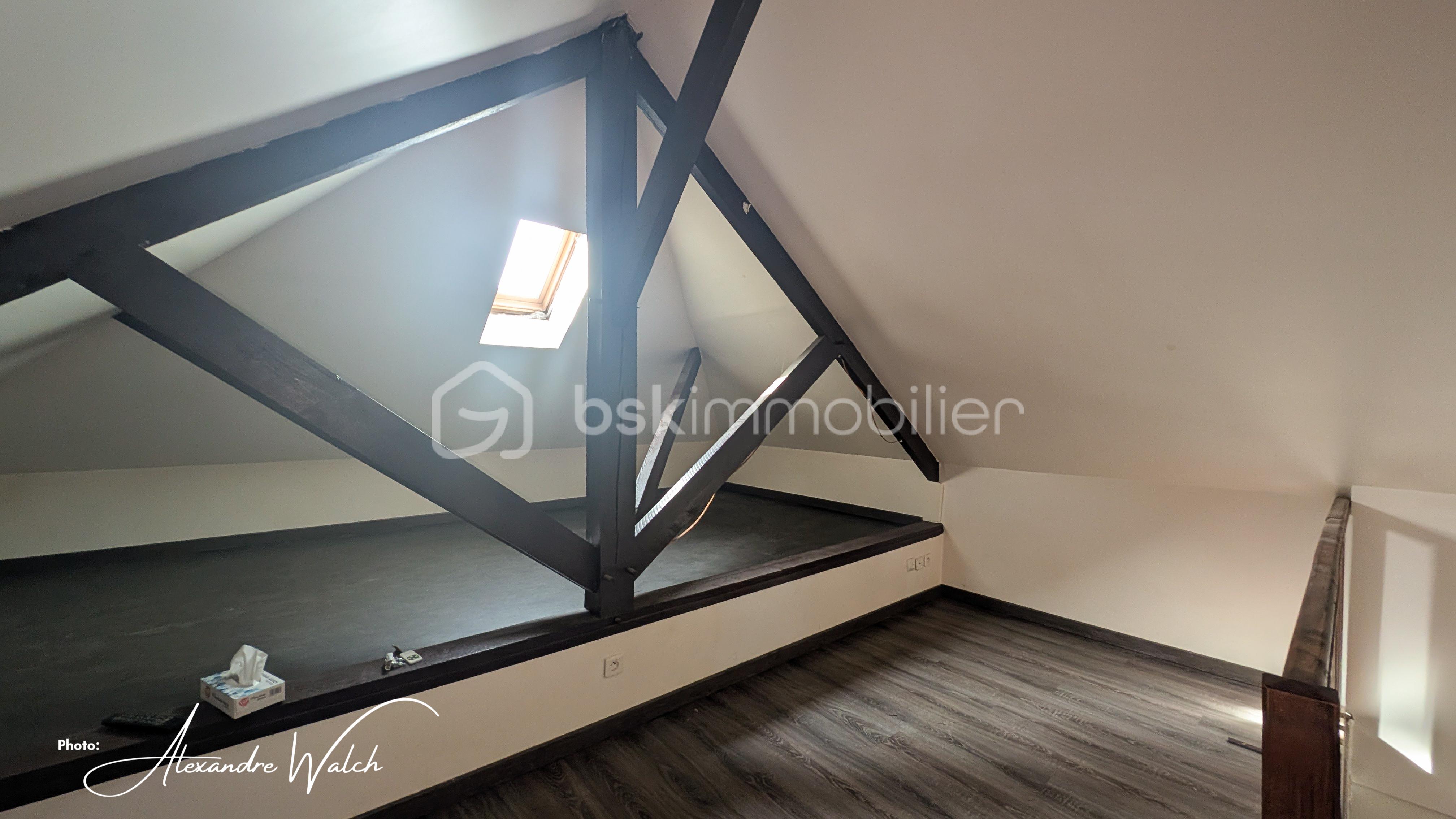 Immeuble mixte de 268 m² - signaturePXL_20251031_114641083.jpg