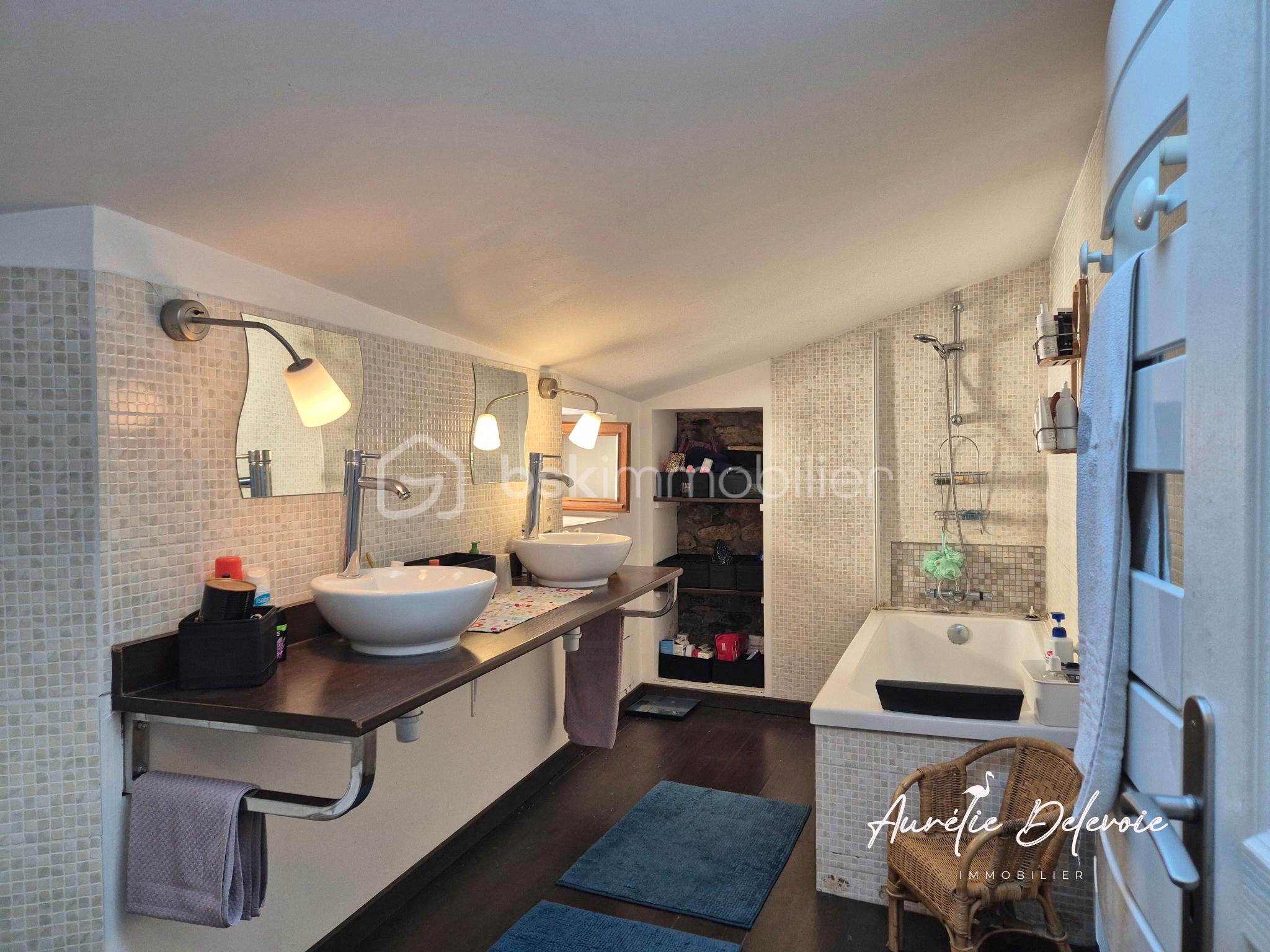 10 - Duplex 1er étage - Salle de bain.png