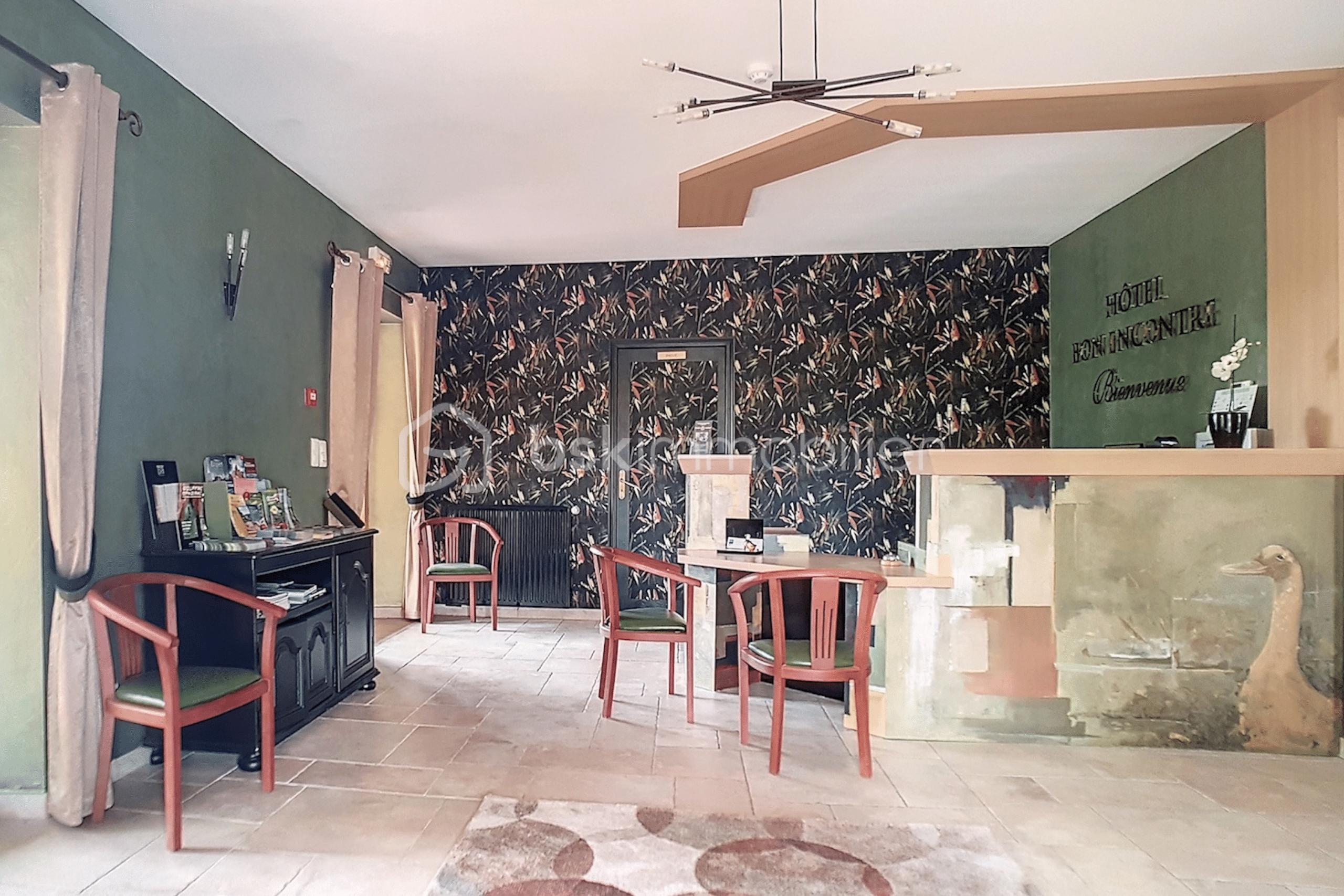 Local d'activités de 540 m² - 1000027044.png