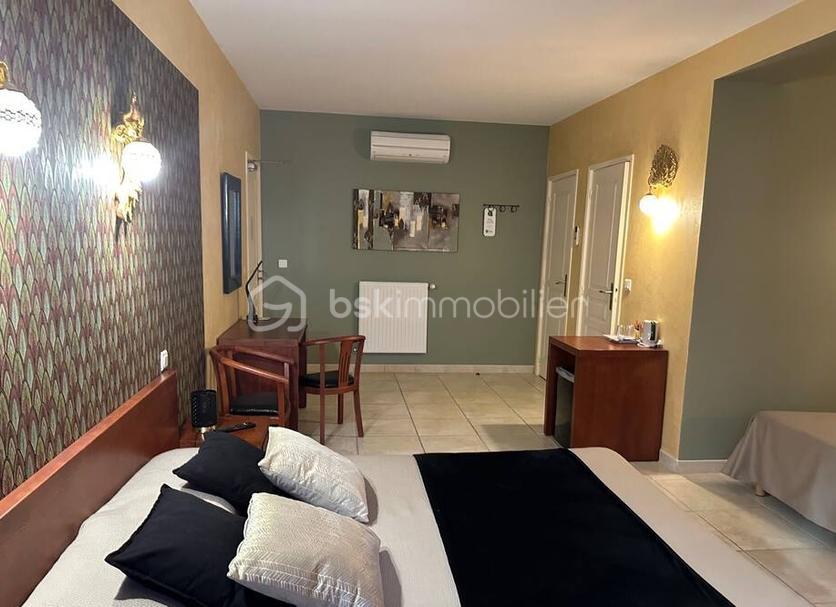 Local d'activités de 540 m² - 1000027068.jpg