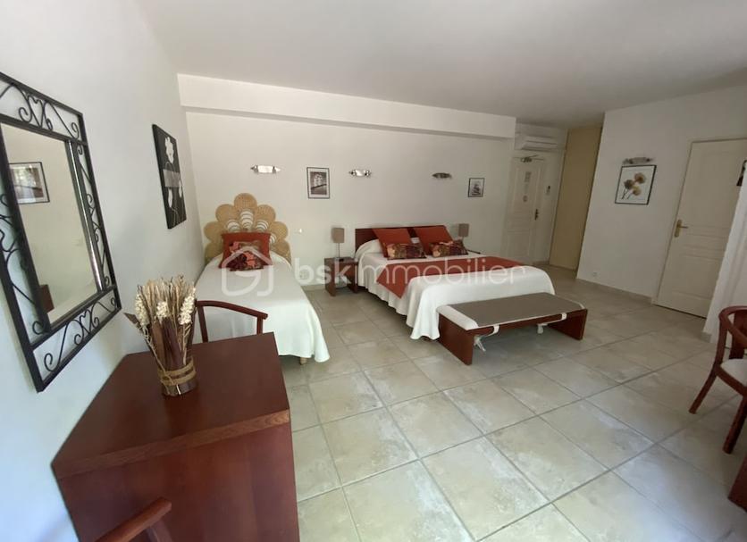 Local d'activités de 540 m² - 1000027073.jpg