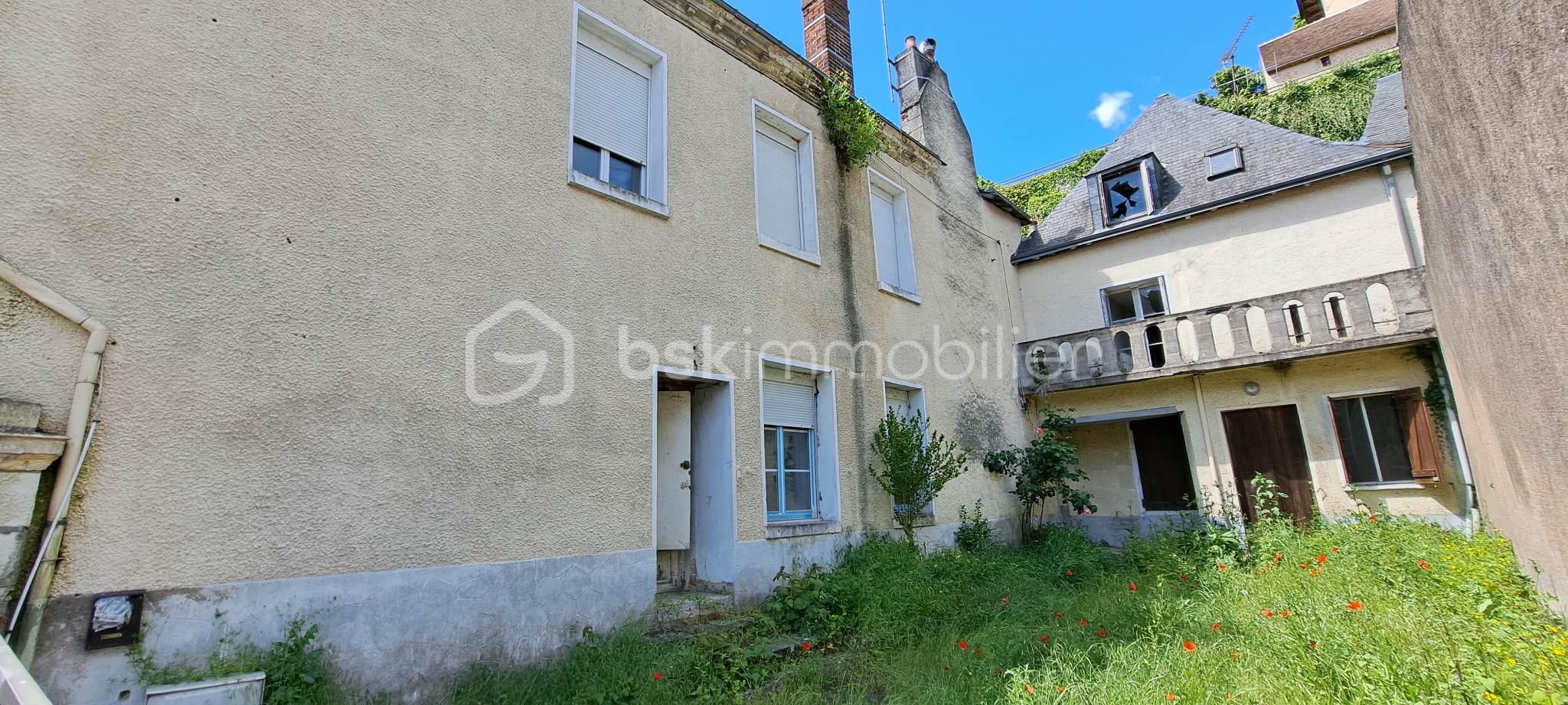 Immeuble de 320 m² - 344552108_247429447833349_748695032255097722_n.jpg