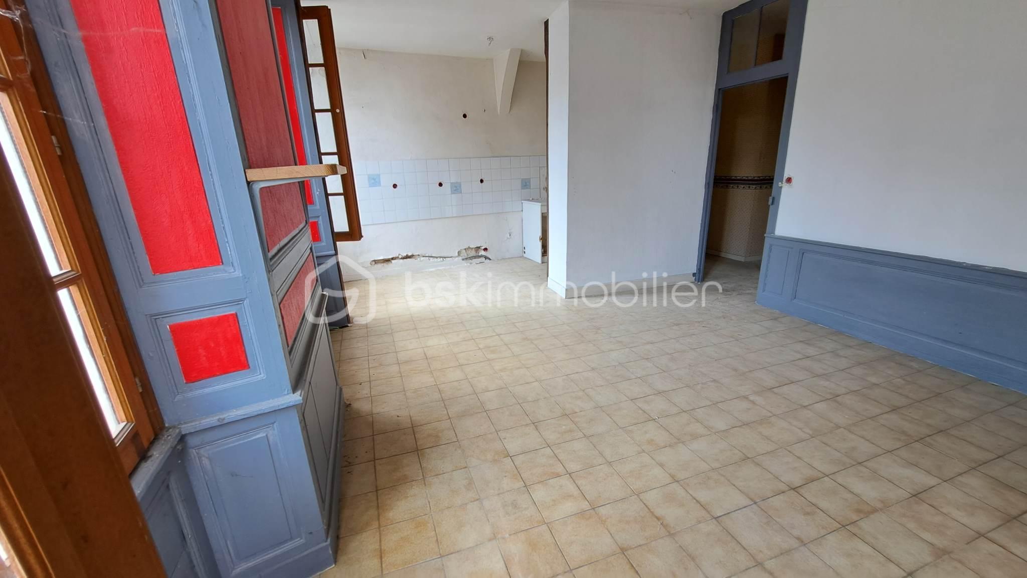 Immeuble de 320 m² - 362158227_1058019445578969_1653271404222376404_n.jpg