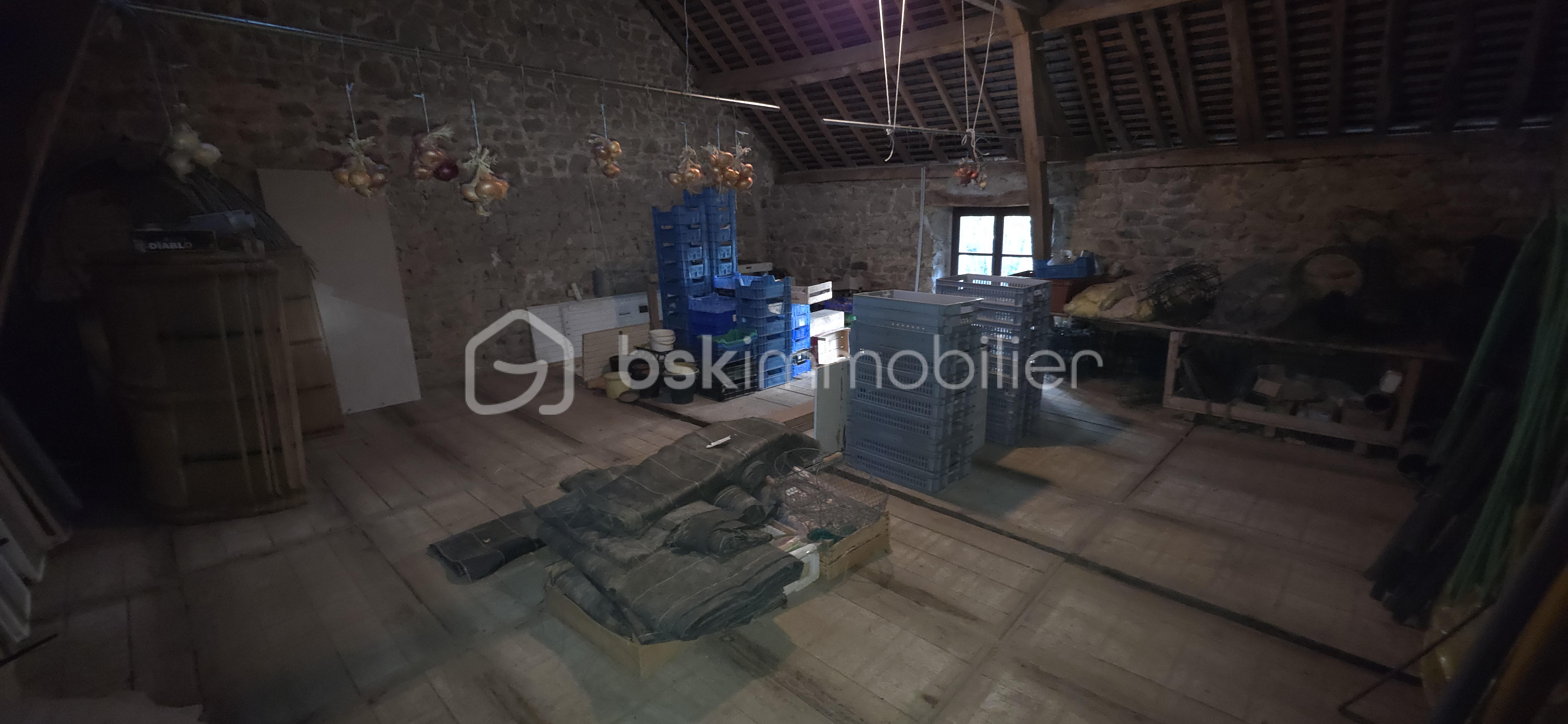 Corps de ferme de 201,29 m² - 20251130_151458.jpg