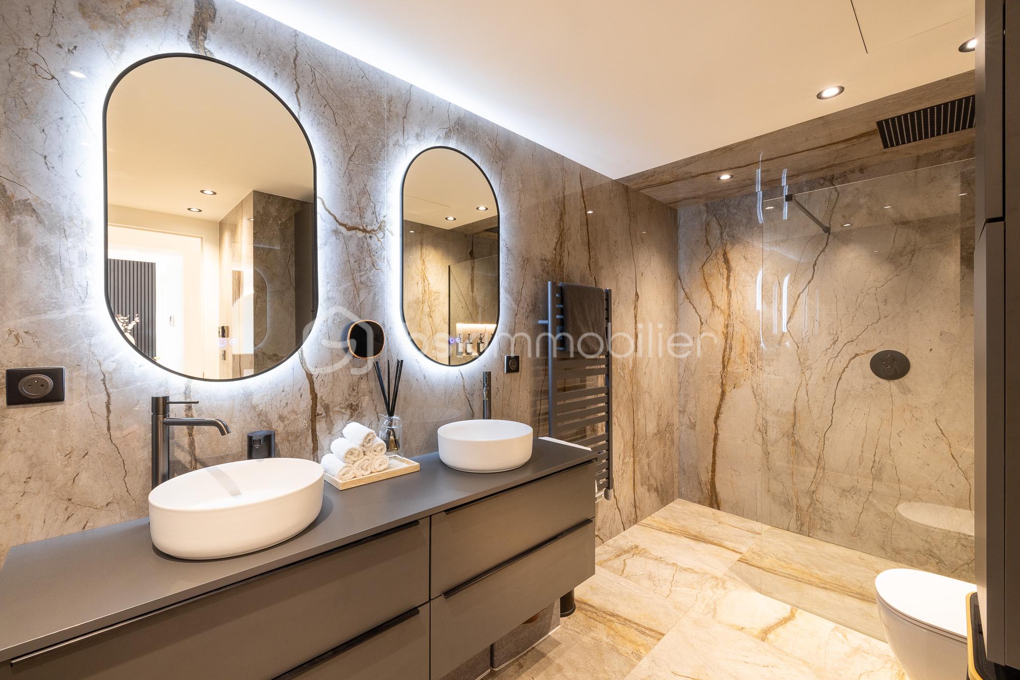 T3 - 21 av du Mont Joli - 015.jpg