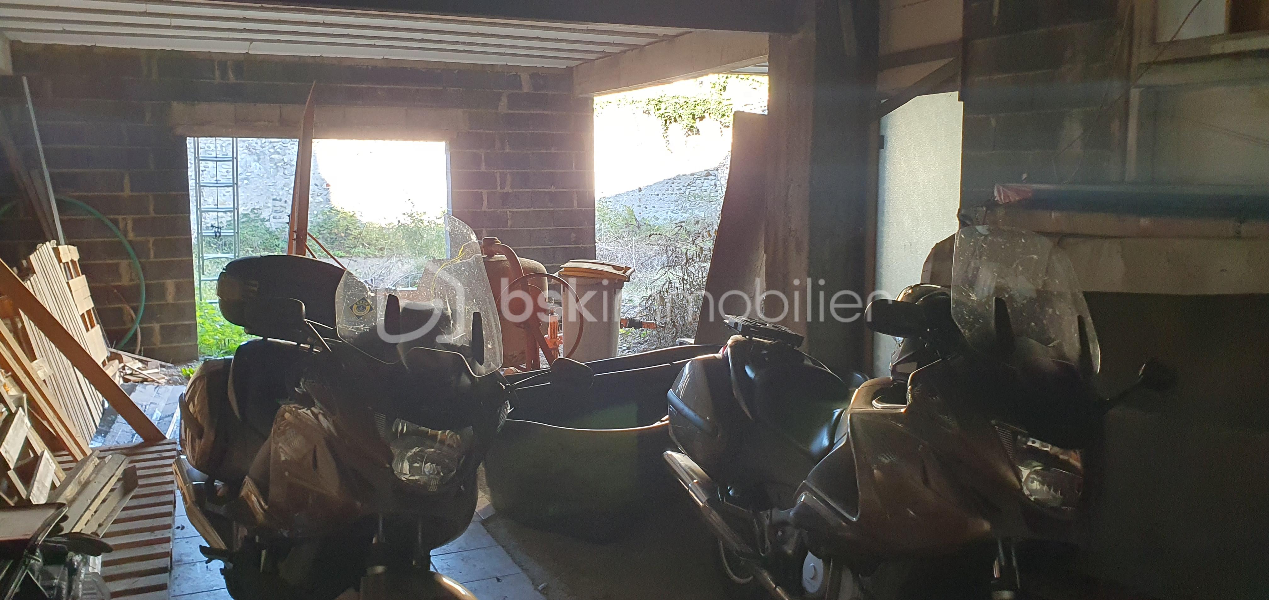 Immeuble de 240 m² - 20251104_100736.jpg