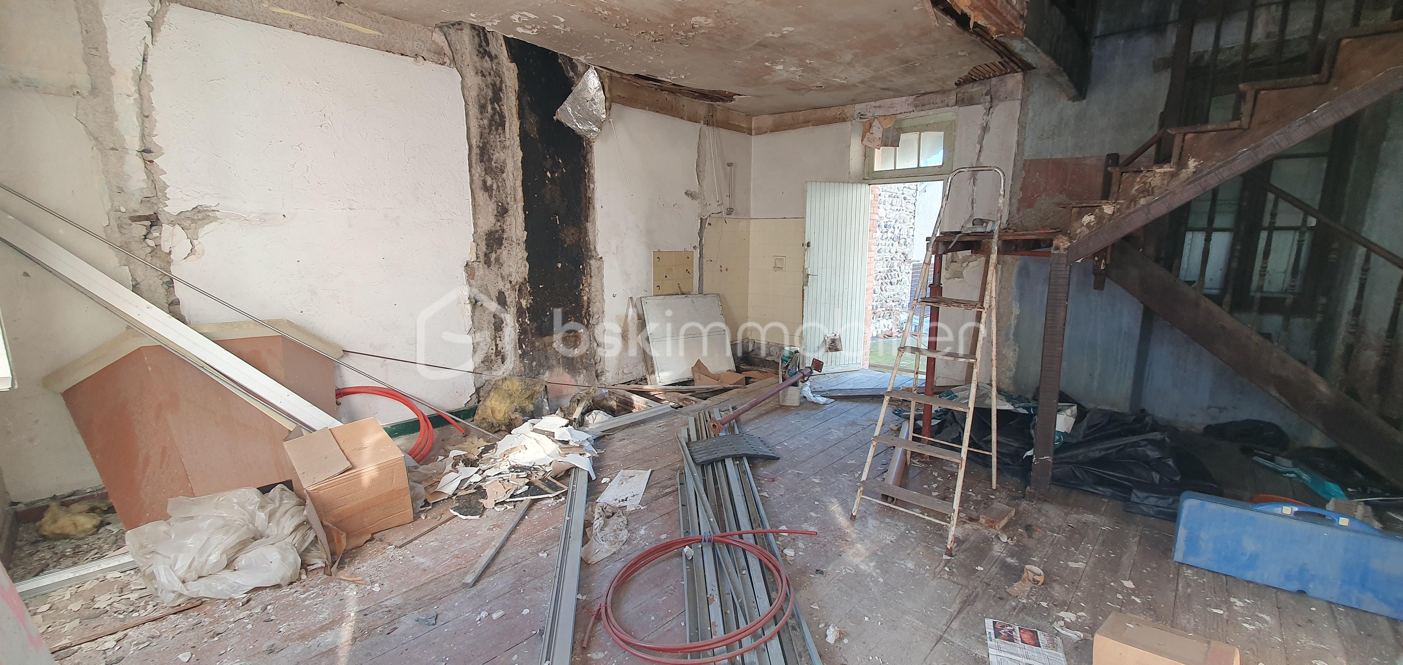 Immeuble de 240 m² - 20251104_101640.jpg