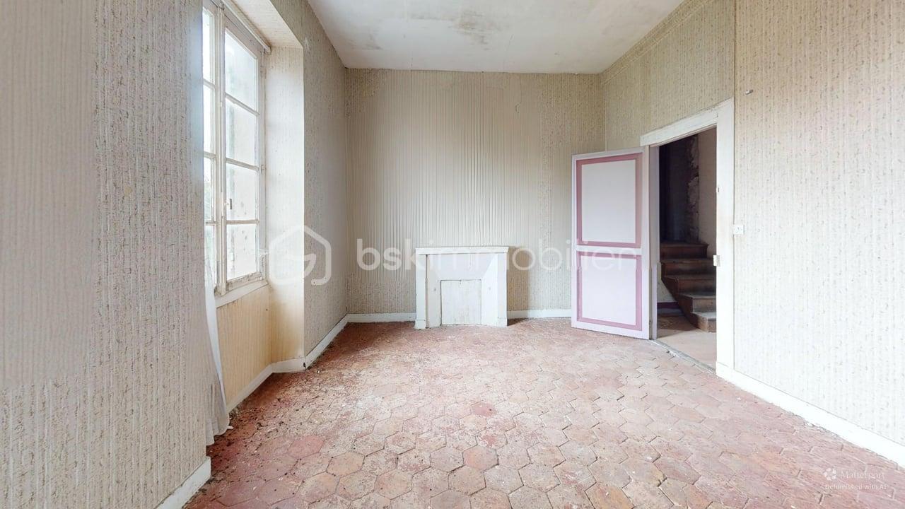 Maison de 400,50 m² - Bien-avec-travaux--Bedroom-Defurnished 8.jpg