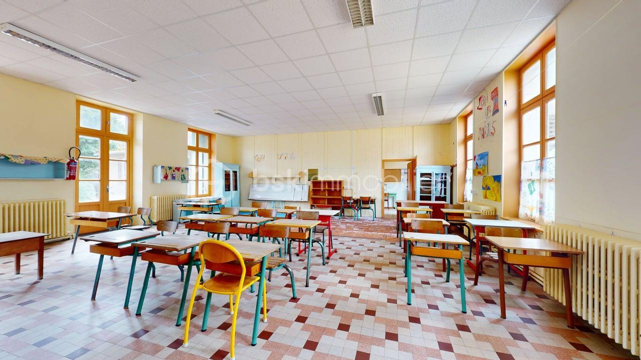 Maison de 400,50 m² - Classe-09122025_181336.jpg