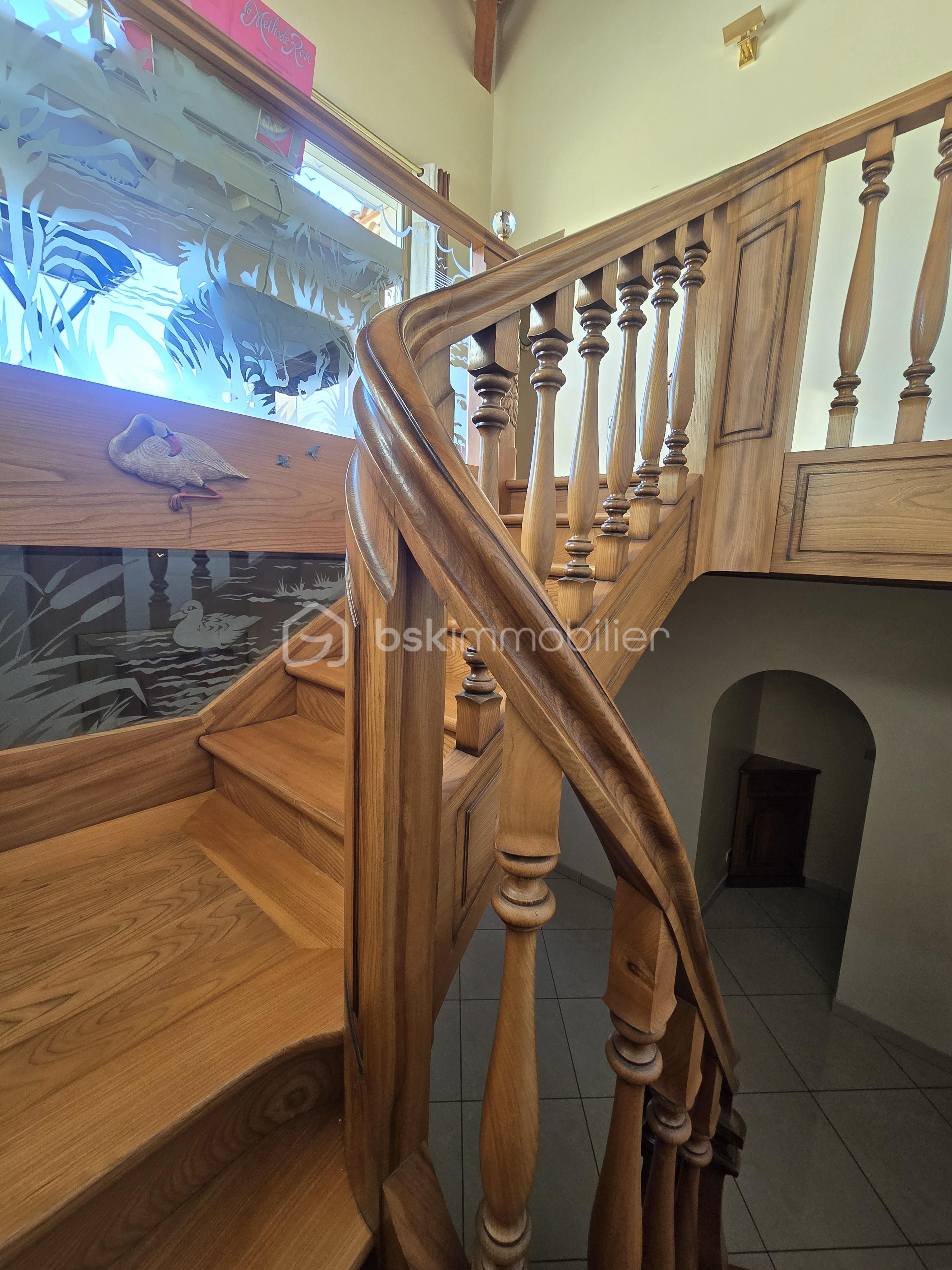 Maison traditionnelle de 250 m² - 20251208_114311.jpg