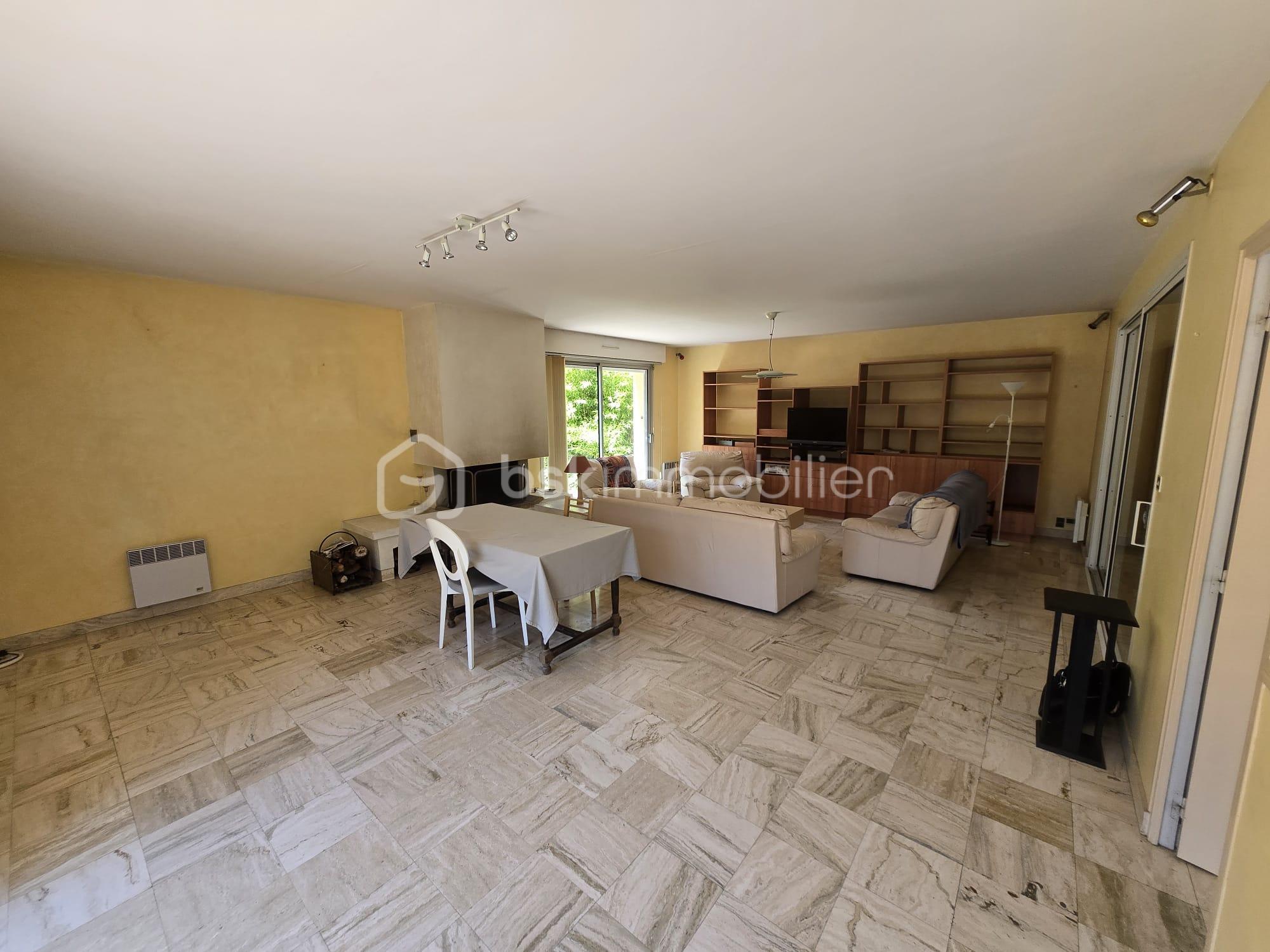 Pavillon de 124 m² - IMG-20250706-WA0015.jpg.jpeg