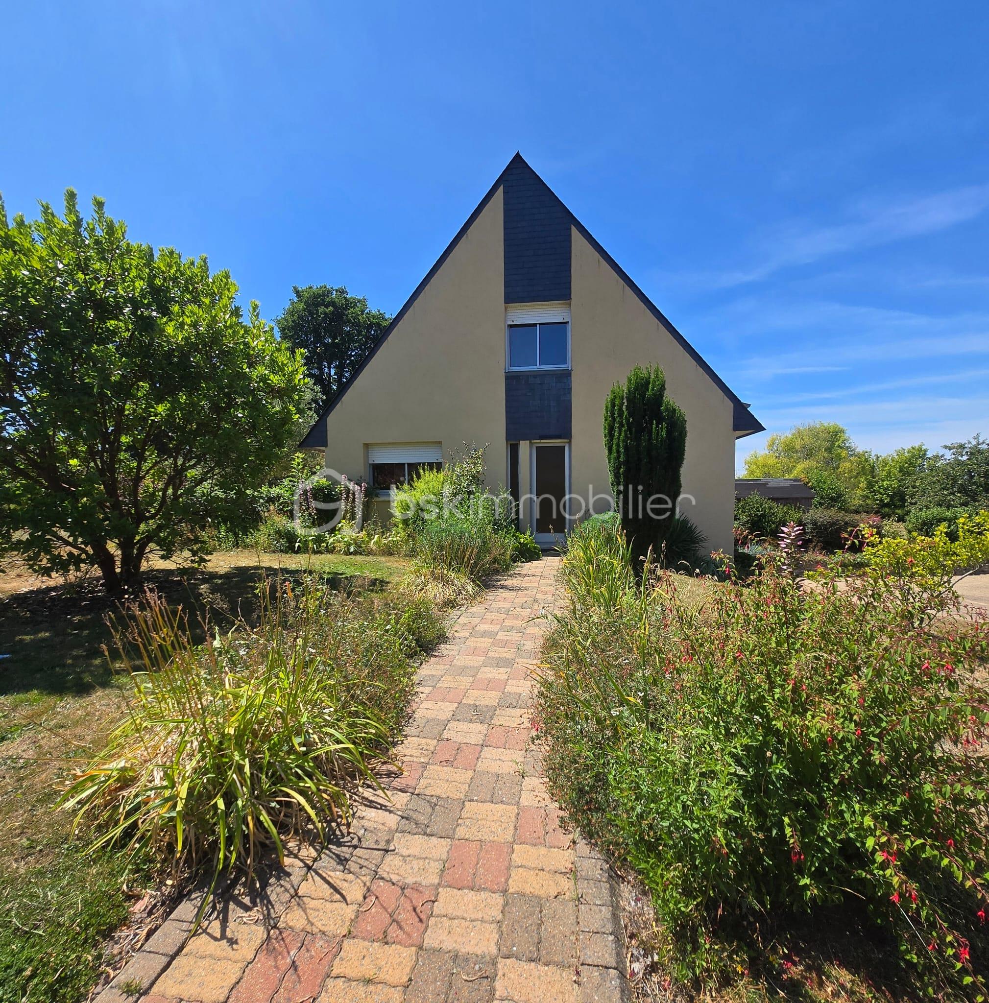 Pavillon de 124 m² - IMG-20250706-WA0016.jpg.jpeg