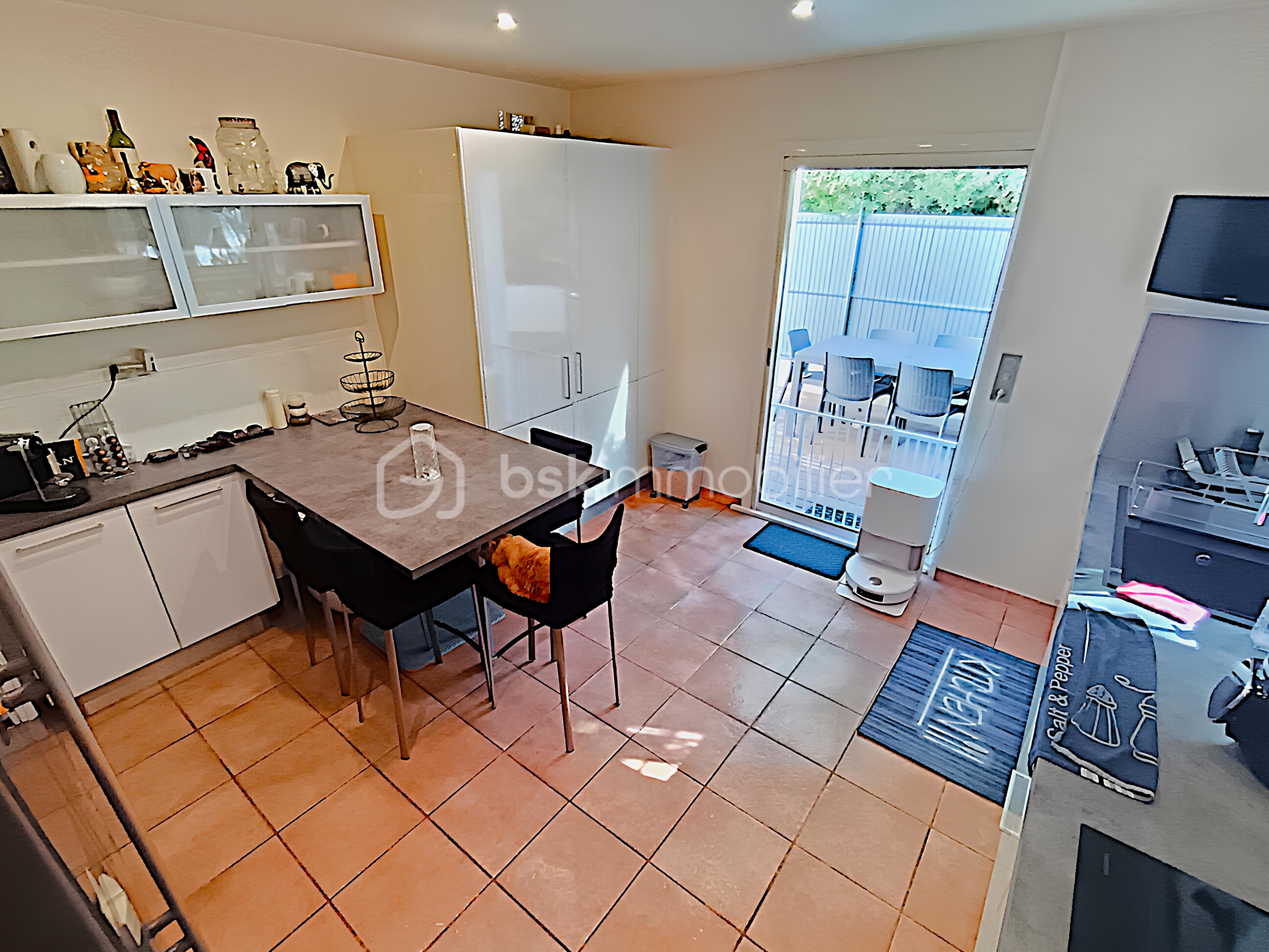 Maison de 111 m² - 10 Cuisine 2.jpg