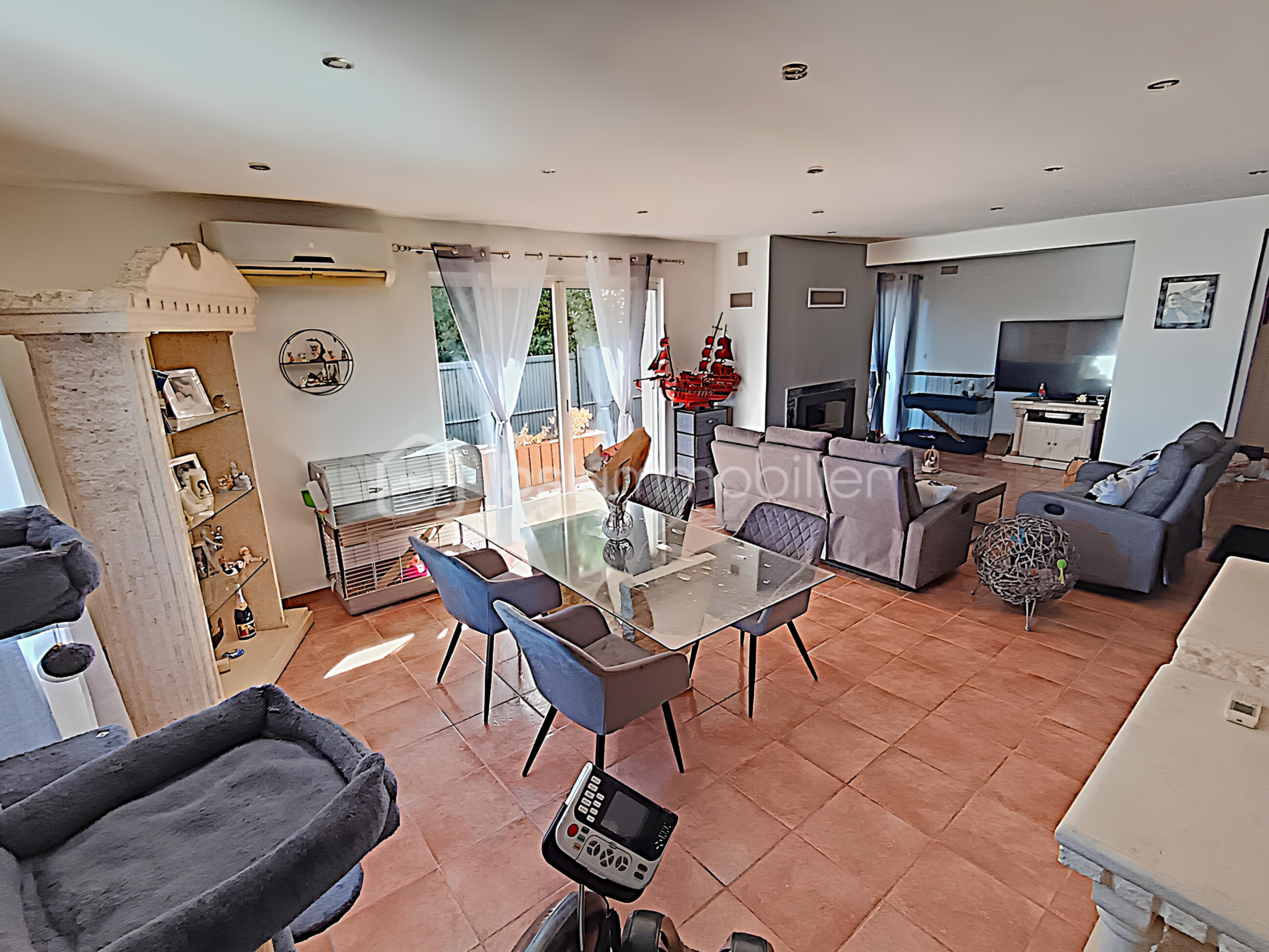 Maison de 111 m² - 7 Séjour 1.jpg