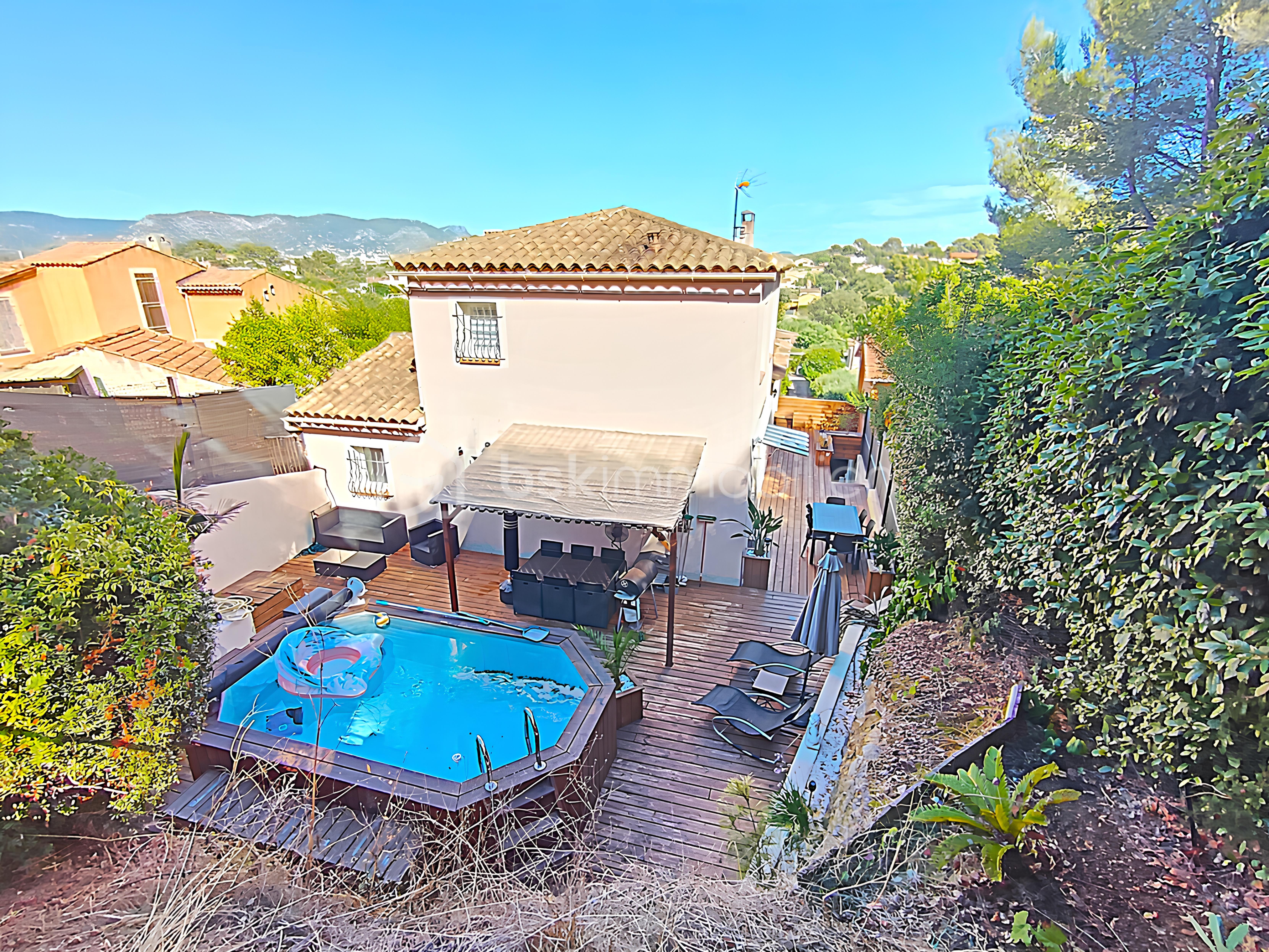 Maison de 111 m² - 24 Jardin haut 2.jpg