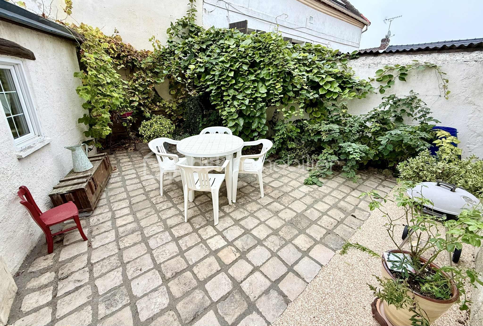 Maison de 62 m² - Cour 1.jpg
