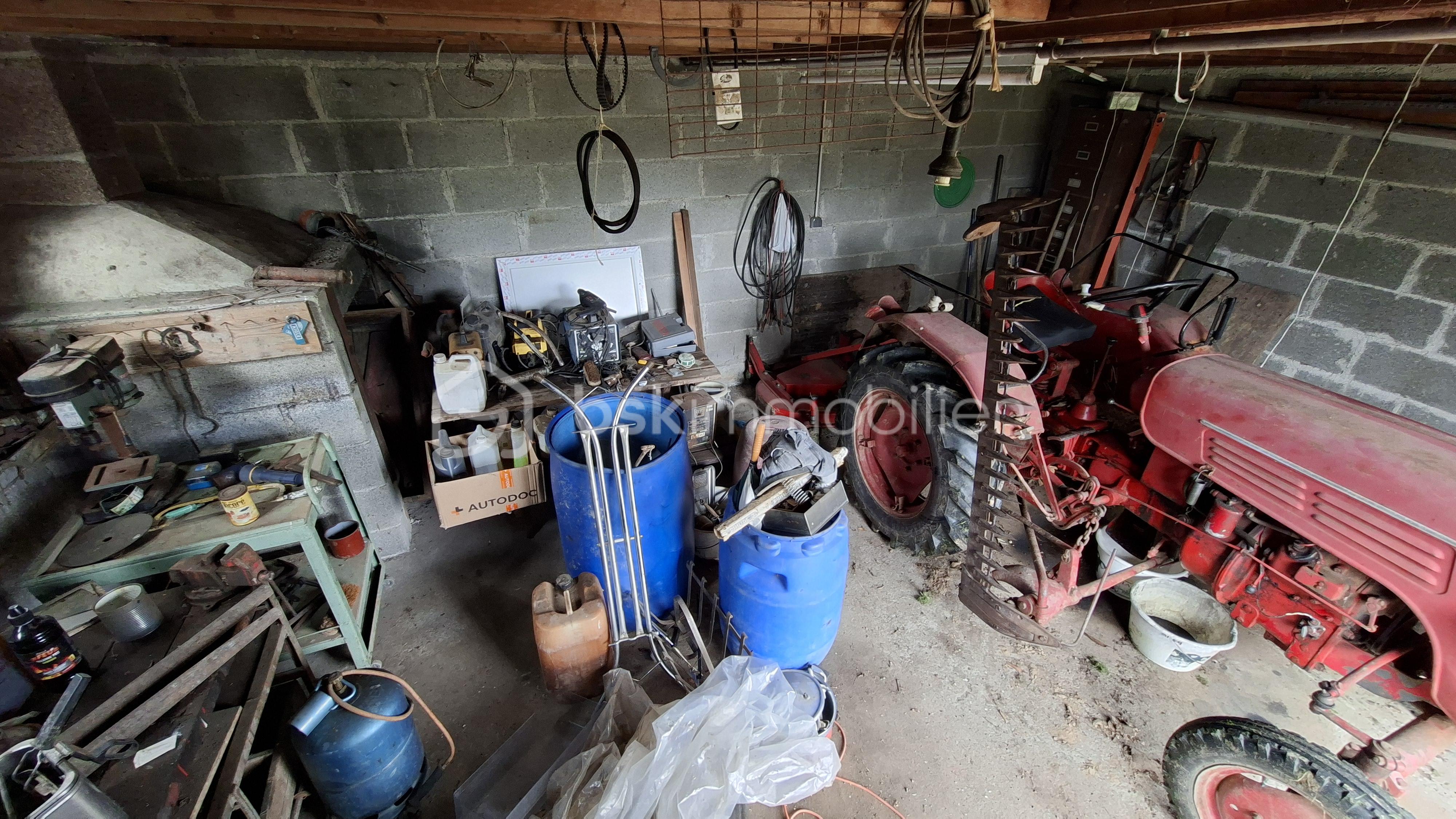 MAUDUIT intérieur garage 2.jpg