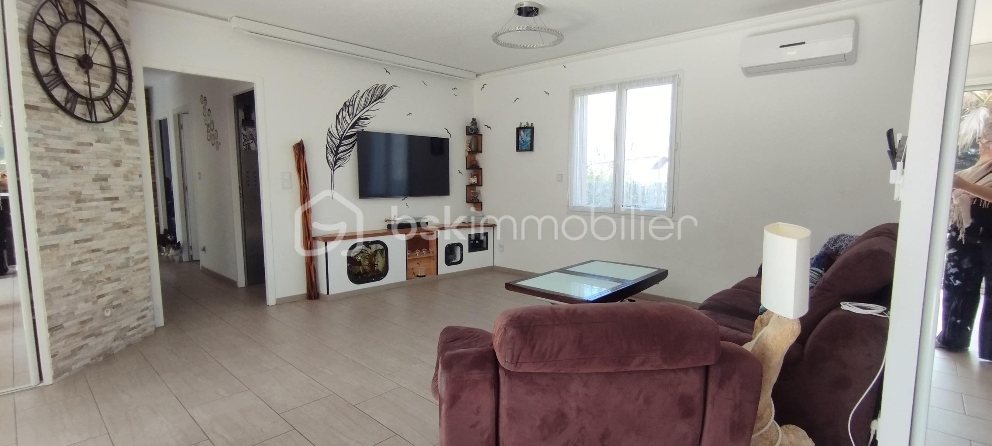 Maison contemporaine de 125 m² - 4 - Salle vue salon et couloir.jpg