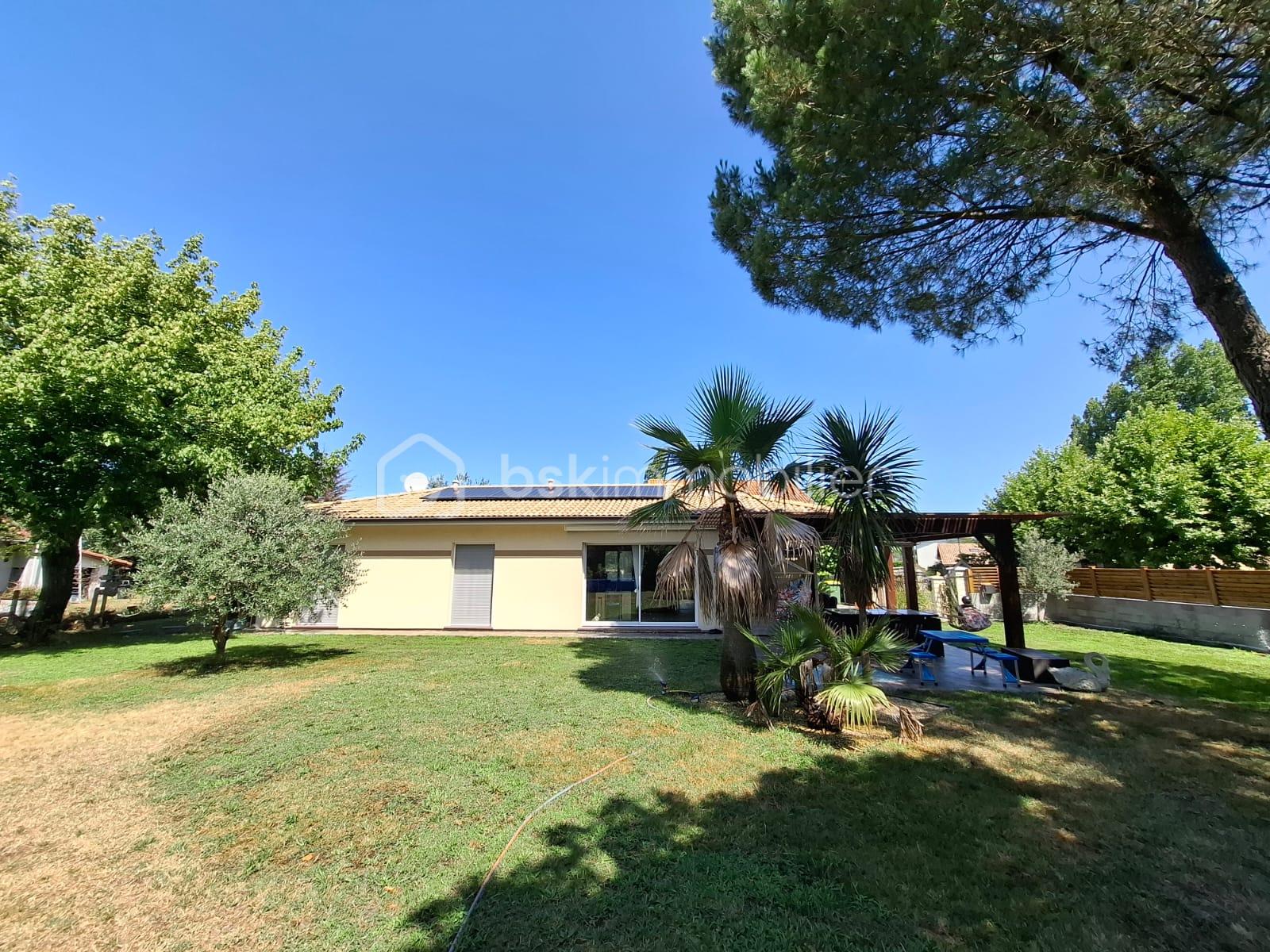 Maison contemporaine de 125 m² - 3 - Exterieur vue facade sud.jpg
