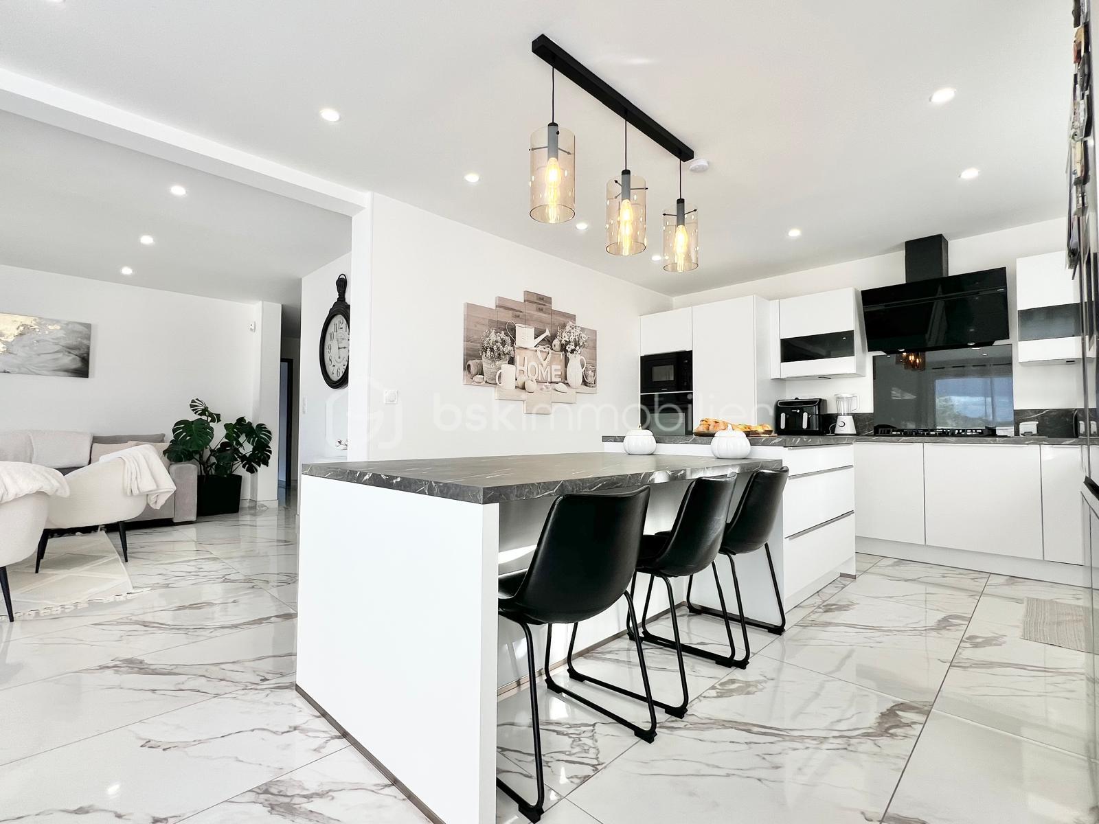 Villa de 140 m² - ff5bafea-c5bb-411a-af6b-feb051838b88.jpeg