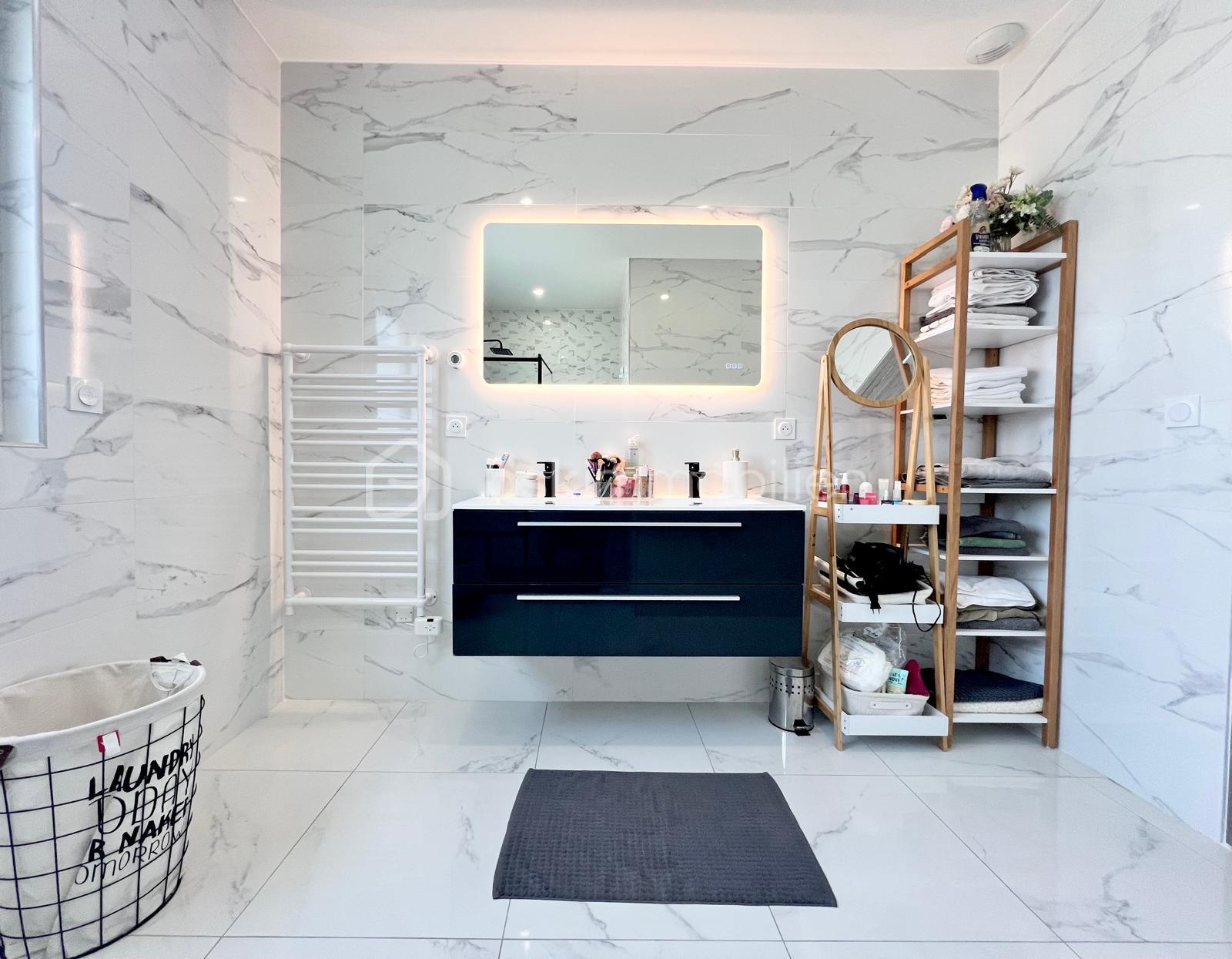 Villa de 140 m² - 45efa71d-b526-420f-9947-d8bed55132fd.jpeg