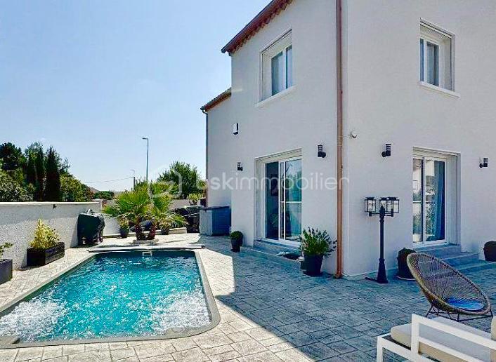 Villa de 140 m² - 4181e916-459f-4e0b-a6d3-3e4bbcc995b2.jpeg