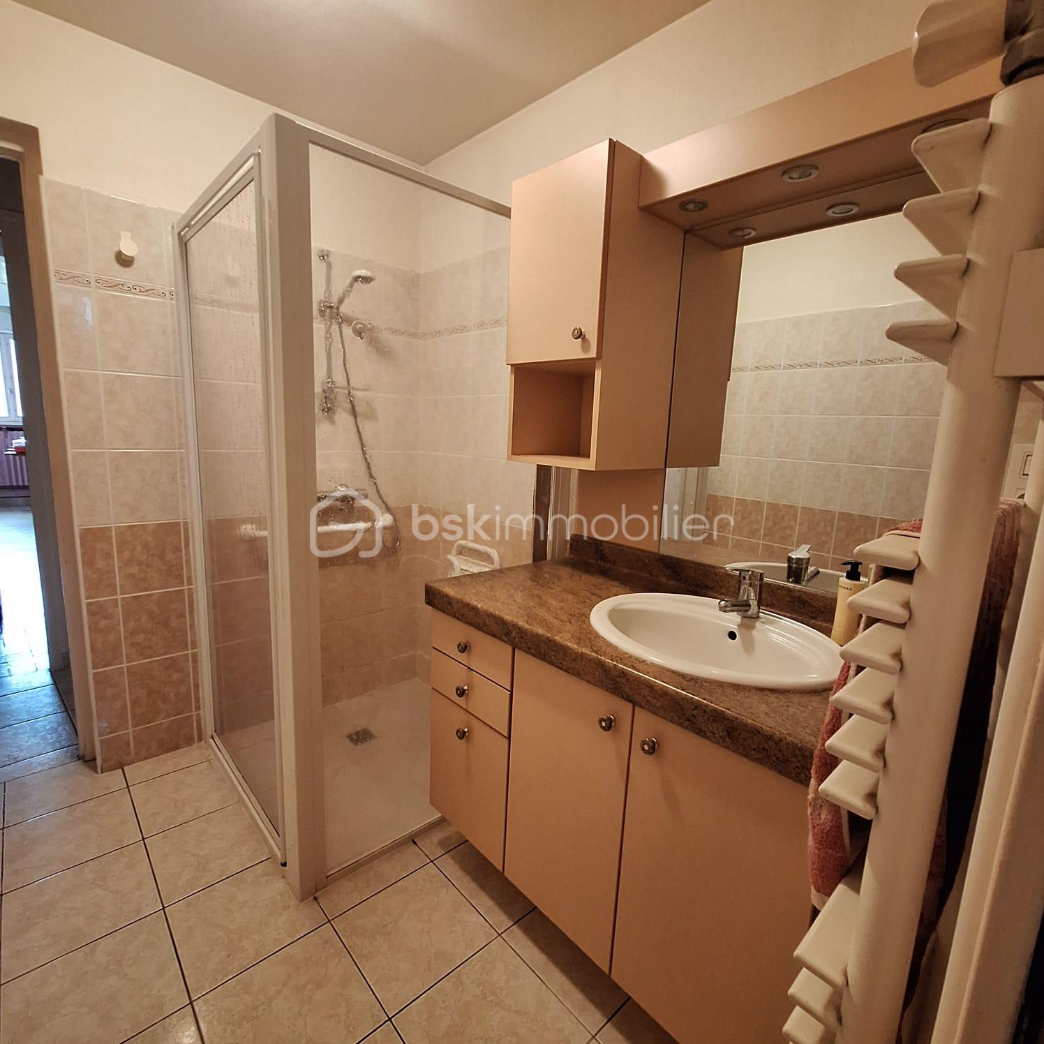 Maison de village de 171 m² - cdac3966-b274-4a3a-8260-575356801564.jfif