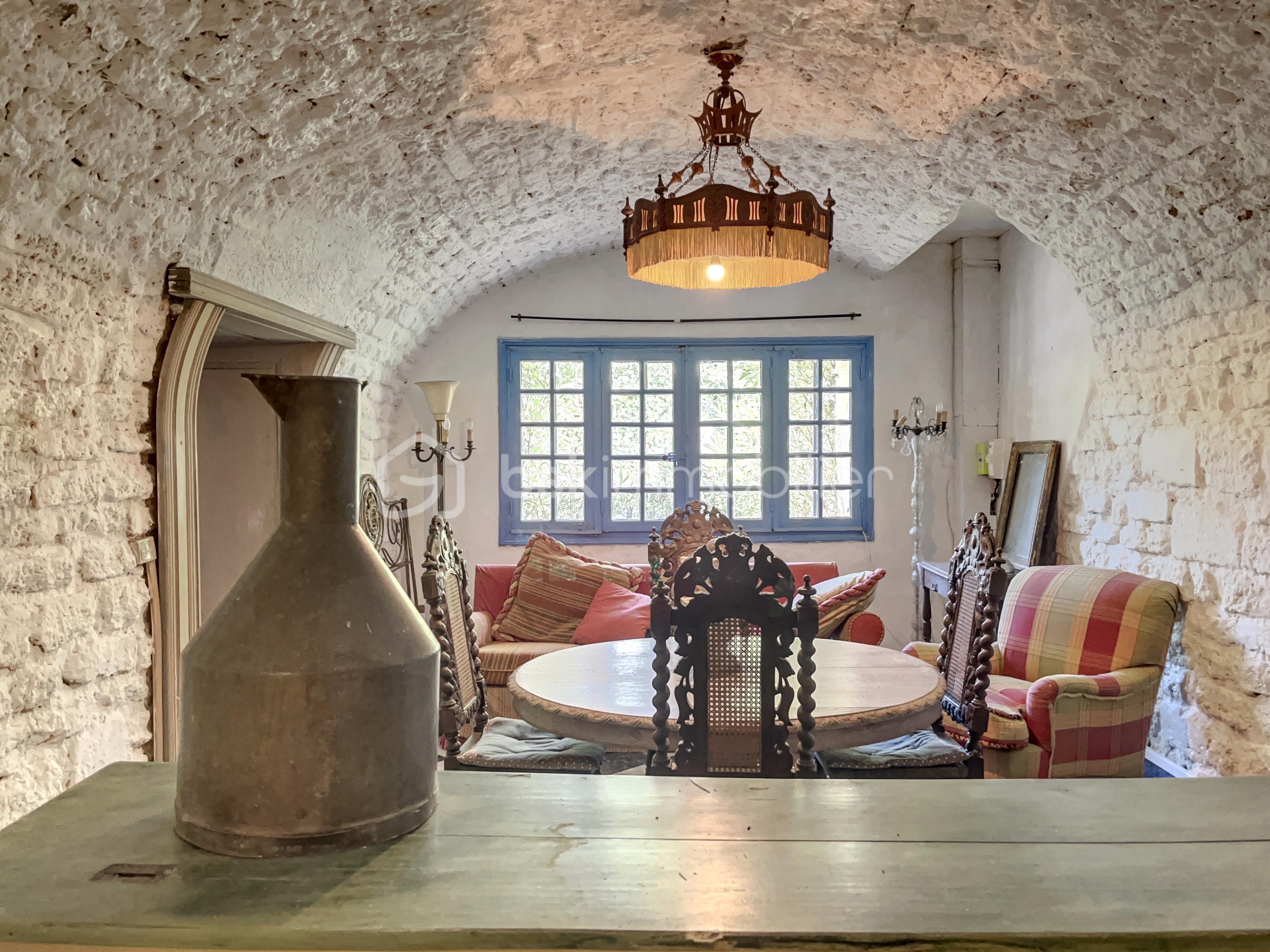 Maison ancienne de 155 m² - SEJOUR.jpg