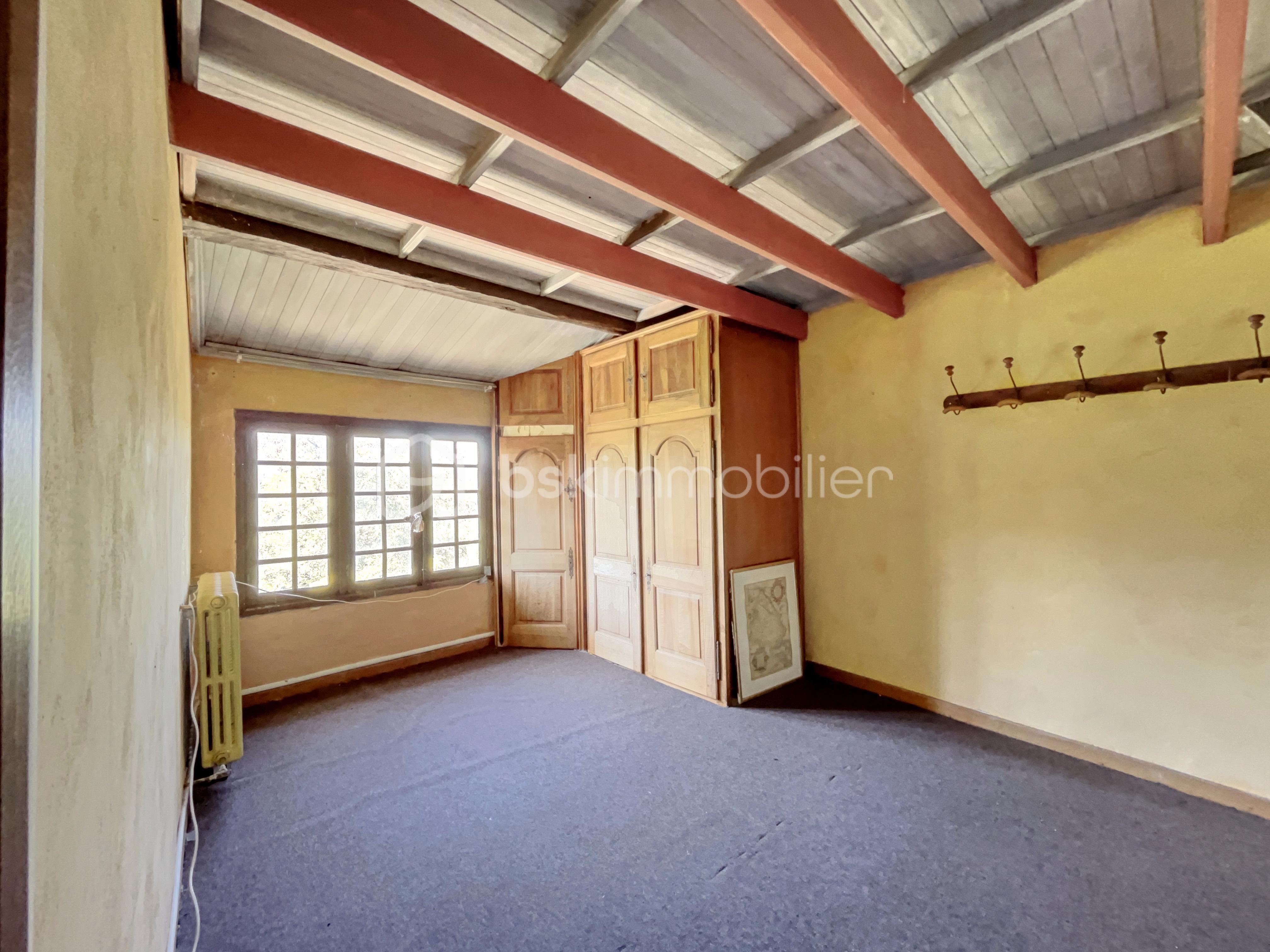 Maison ancienne de 155 m² - CHAMBRE ETAGE 2.jpg