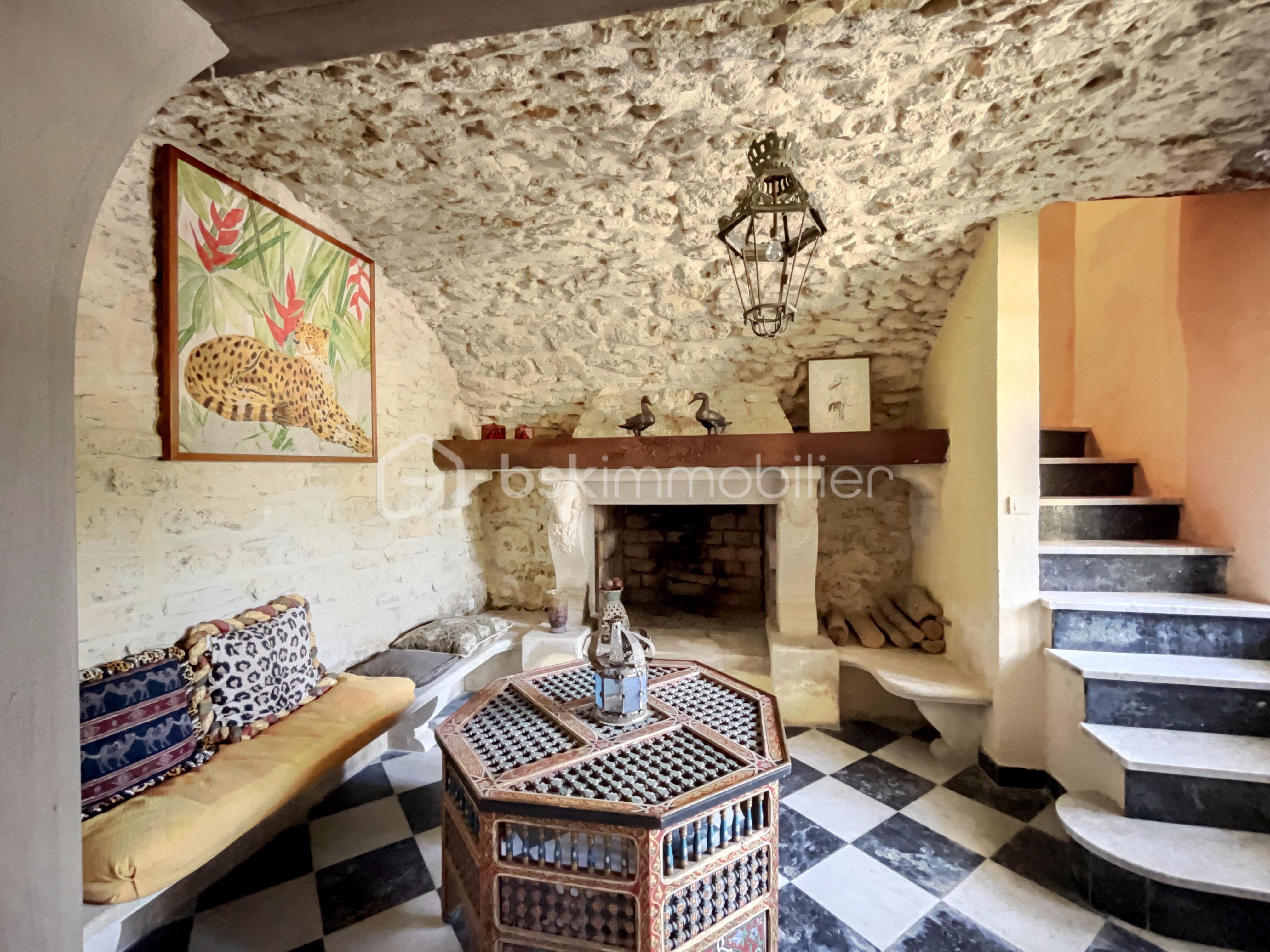 Maison ancienne de 155 m² - SALON.jpg