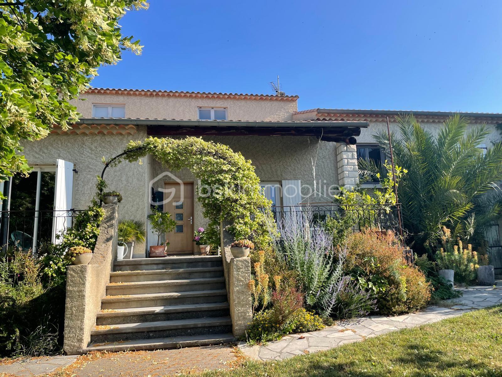 9 - Photo maison vue de face.jpg