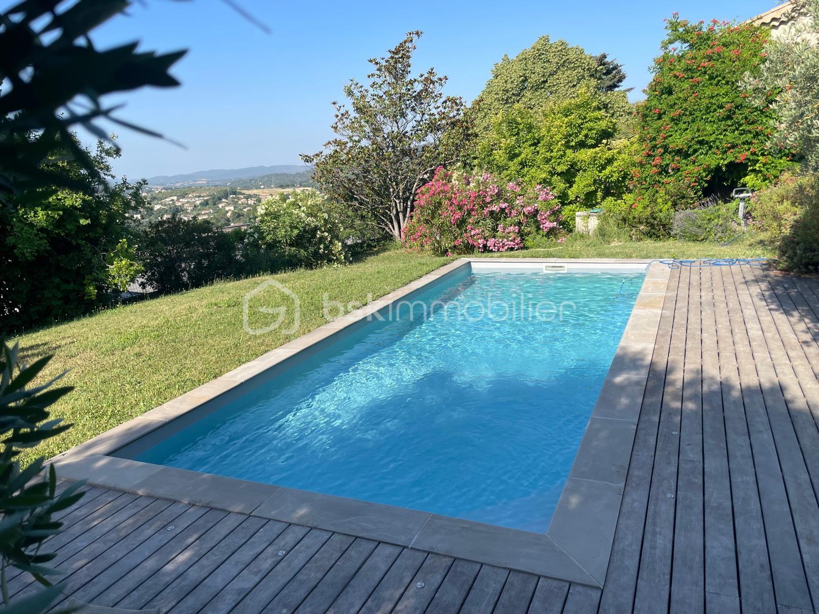 14 - Photo piscine et panorama.jpg