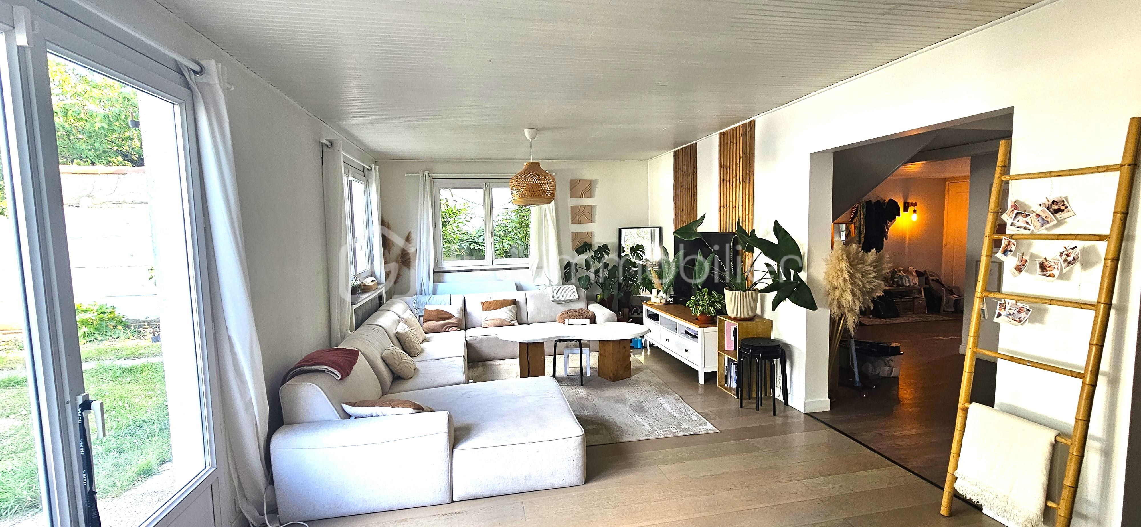 Maison de 113 m² - SALON.jpg