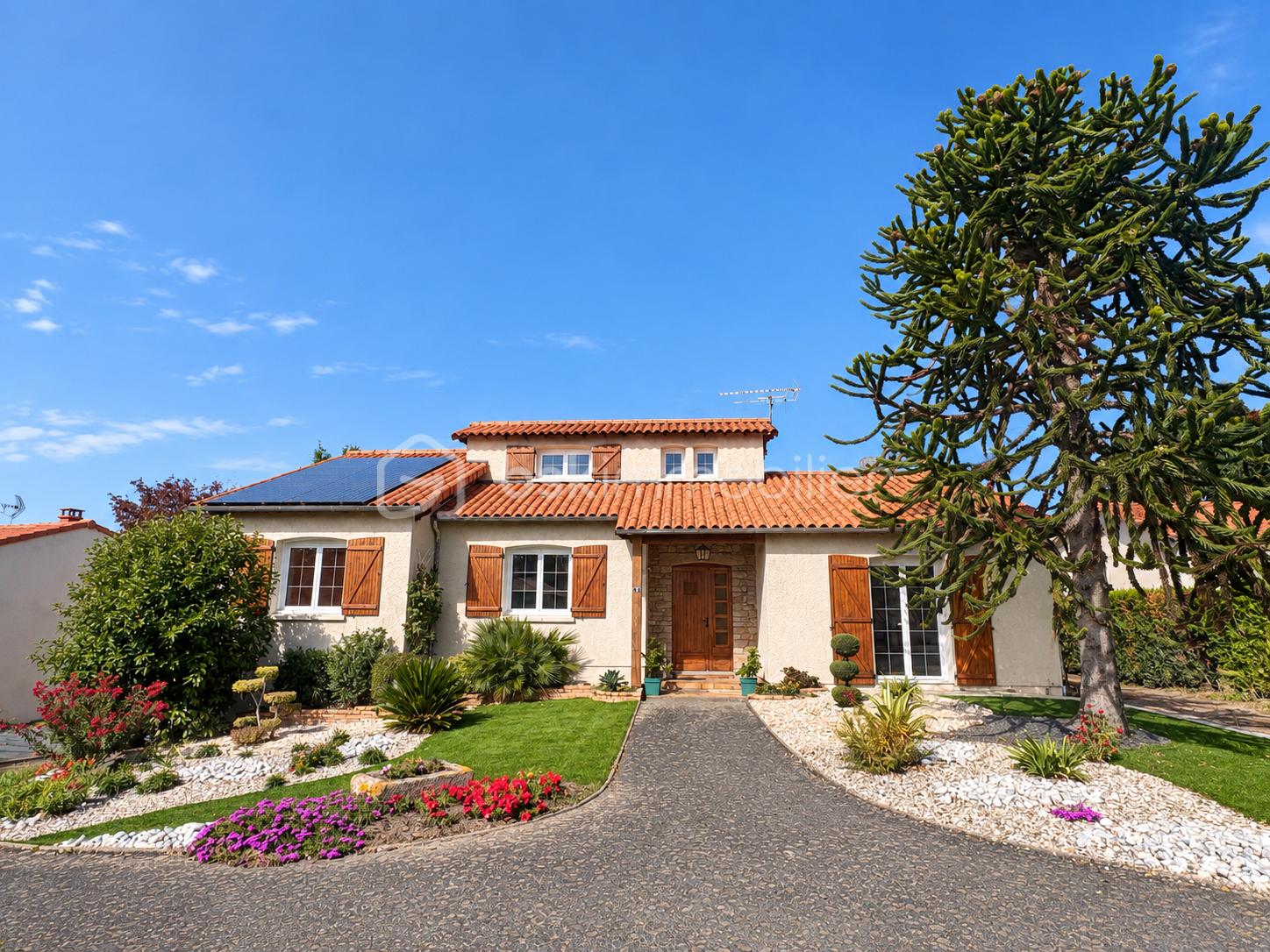 Maison 6 pièces 142 m² · à Saint-Léger-sous-Cholet · 142 m² · 295 900 €