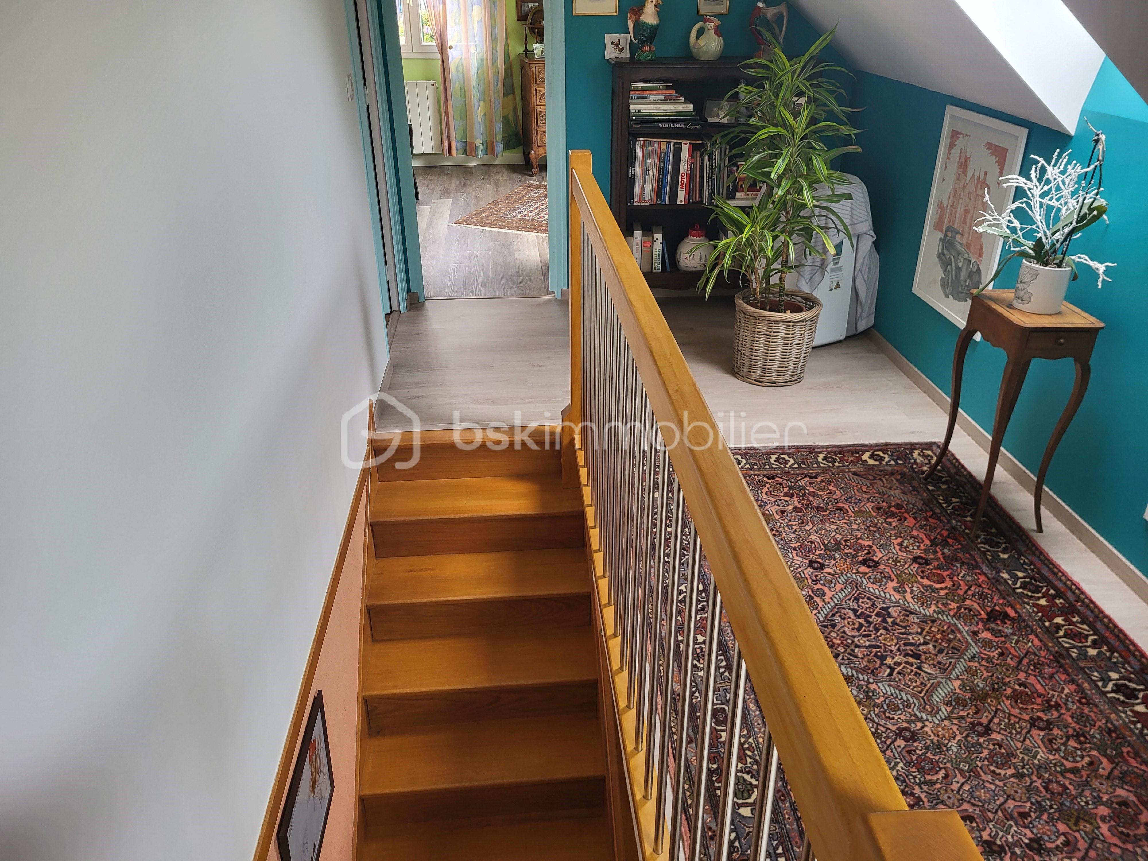 Maison de 130 m² - escalier.jpg
