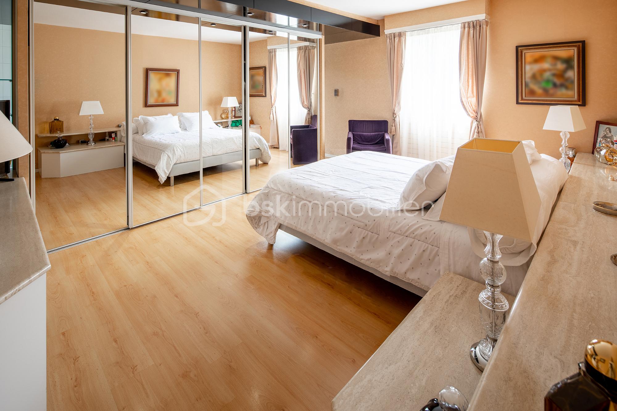 Maison d architecte de 310,80 m² - 15iad.jpg