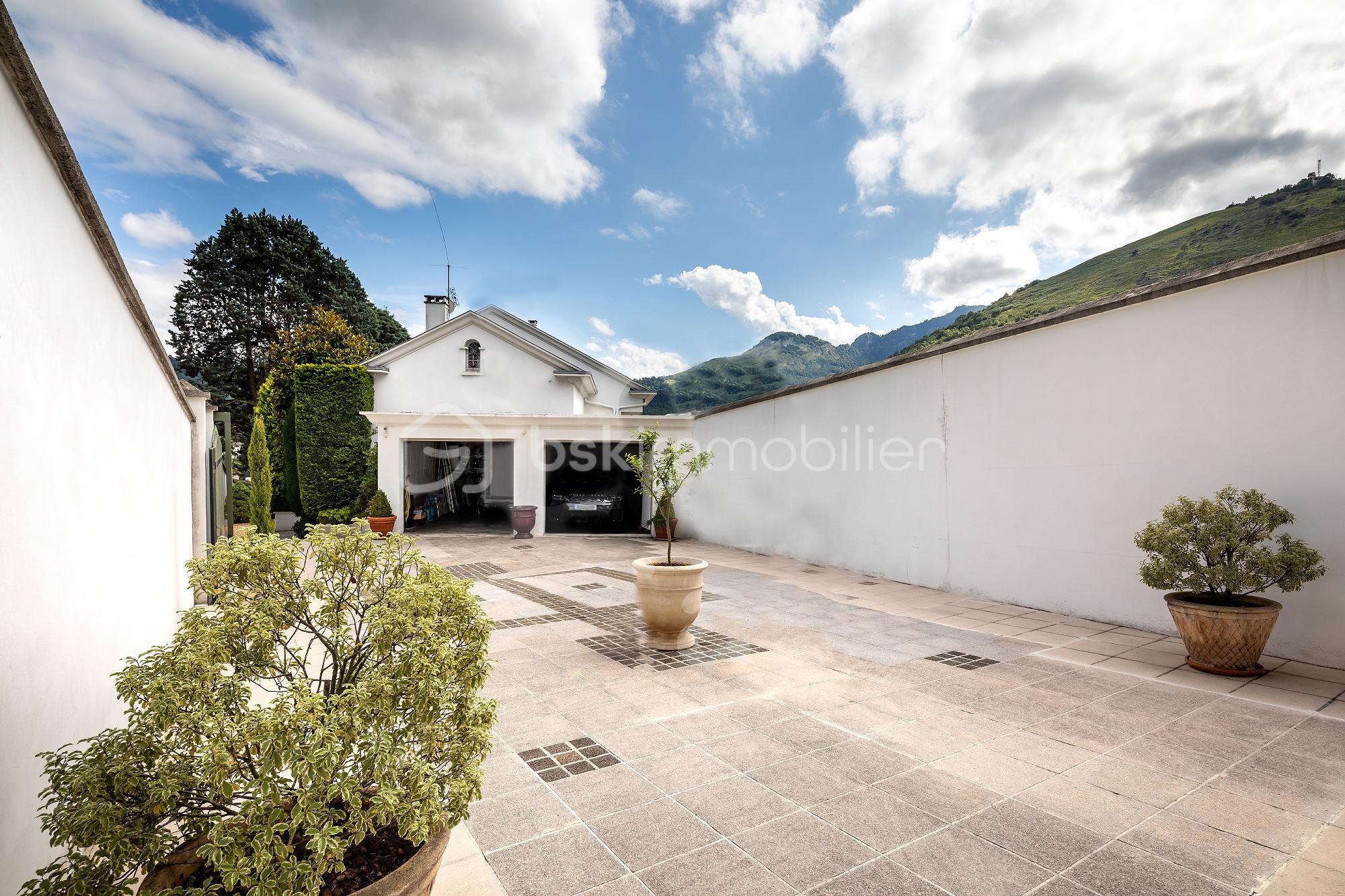 Maison d architecte de 310,80 m² - 27iad.jpg