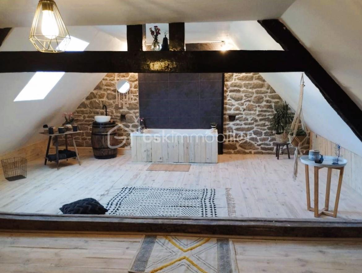 Maison en pierre de 124,99 m² - WhatsApp Image 2025-08-20 à 04.41.51_a47e656b.jpg