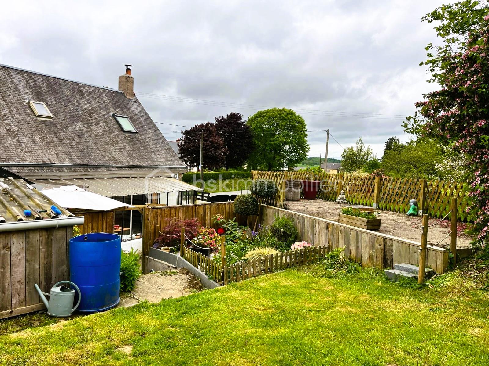 Maison en pierre de 124,99 m² - WhatsApp Image 2025-08-20 à 04.47.28_dc03d1f3.jpg
