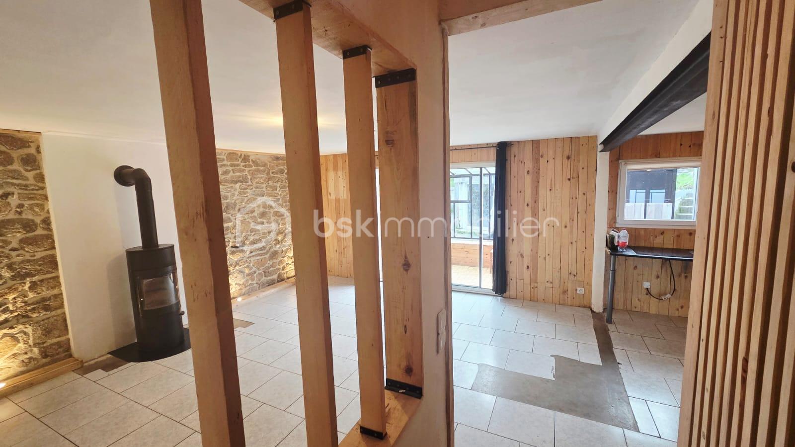 Maison en pierre de 125 m² - WhatsApp Image 2025-10-09 à 13.22.28_606dd9e5.jpg