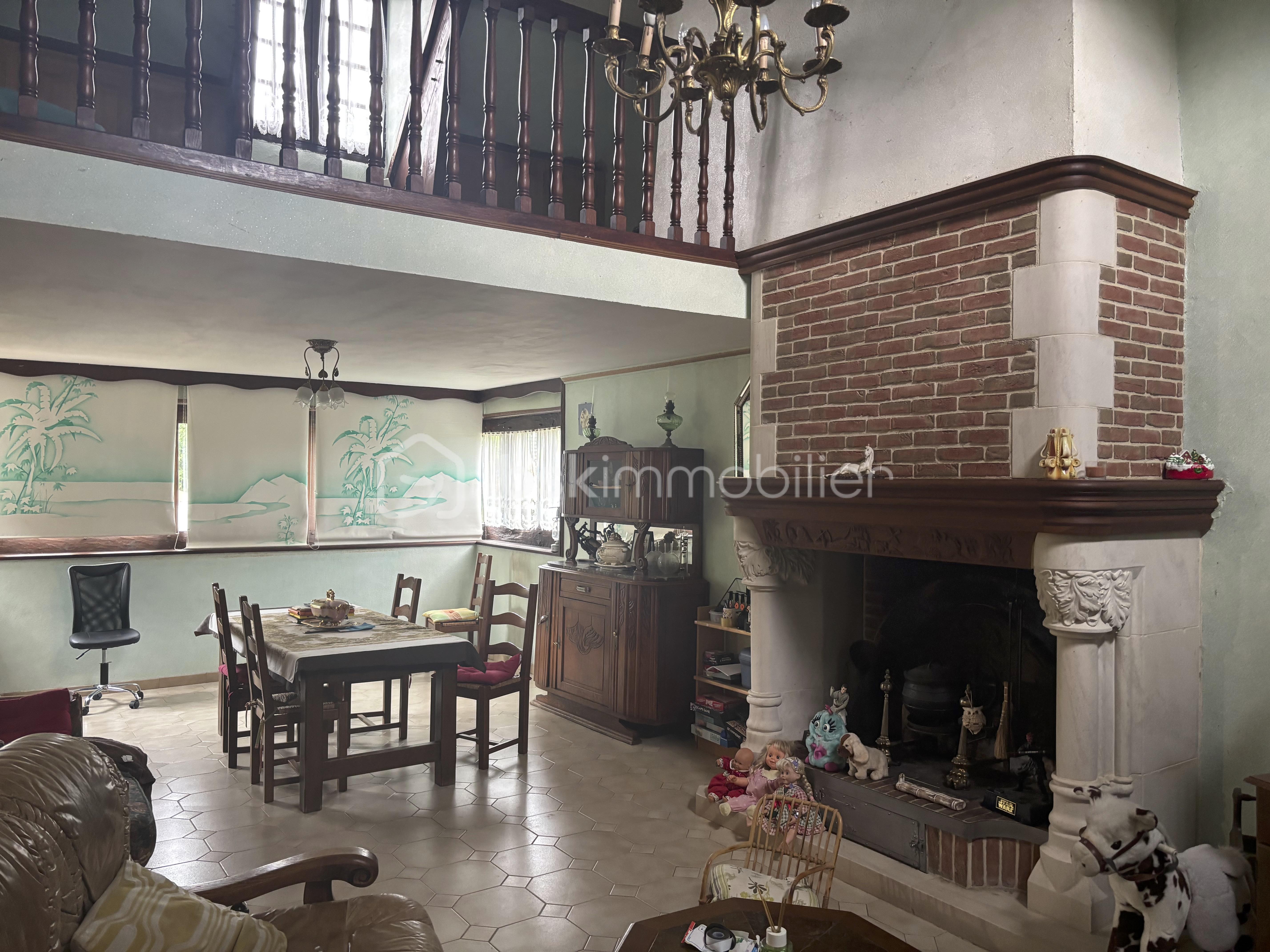 Maison de maitre de 160 m² - OZAN 12.jpg