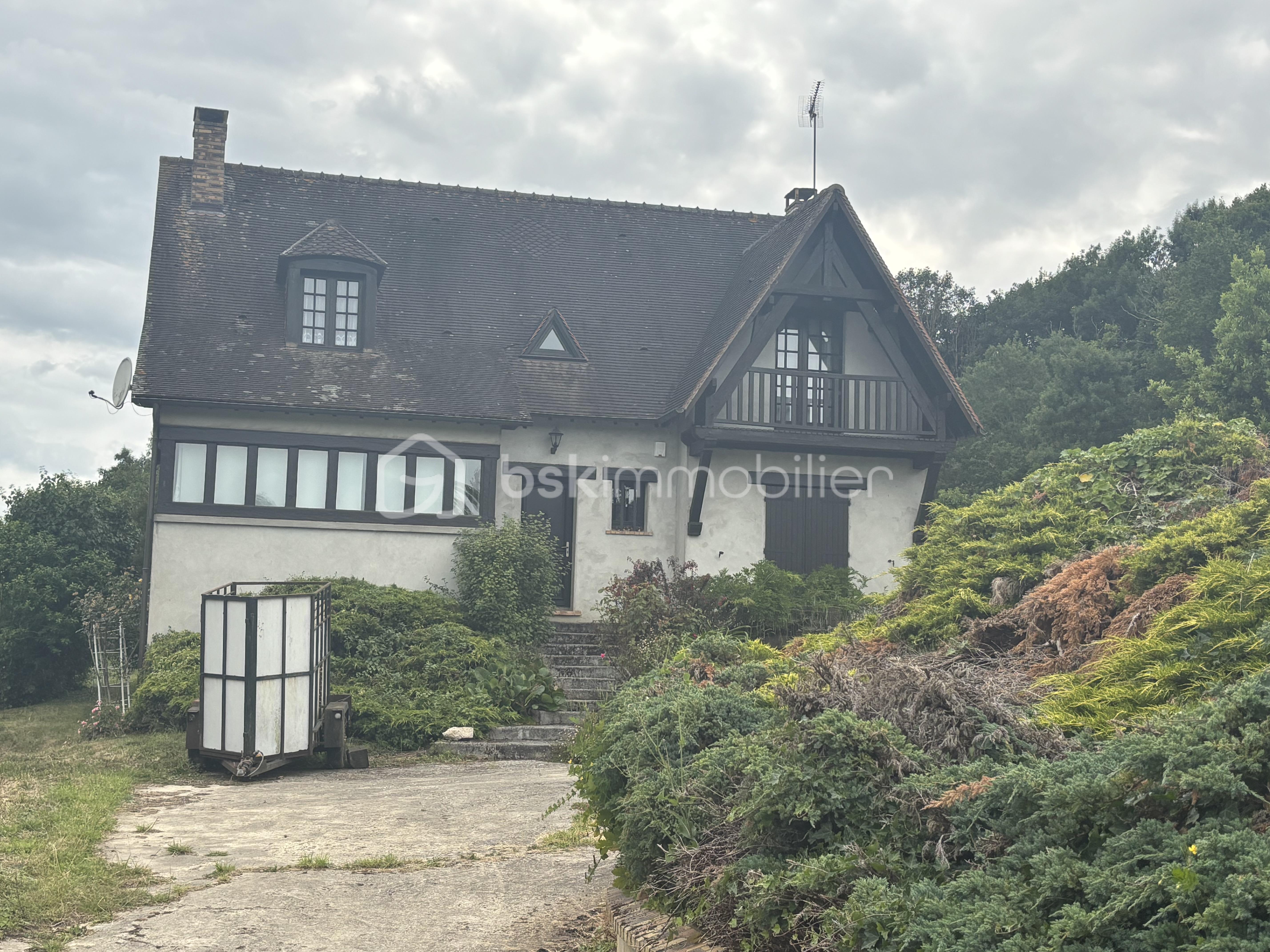 Maison de maitre de 160 m² - OZAN 11.jpg