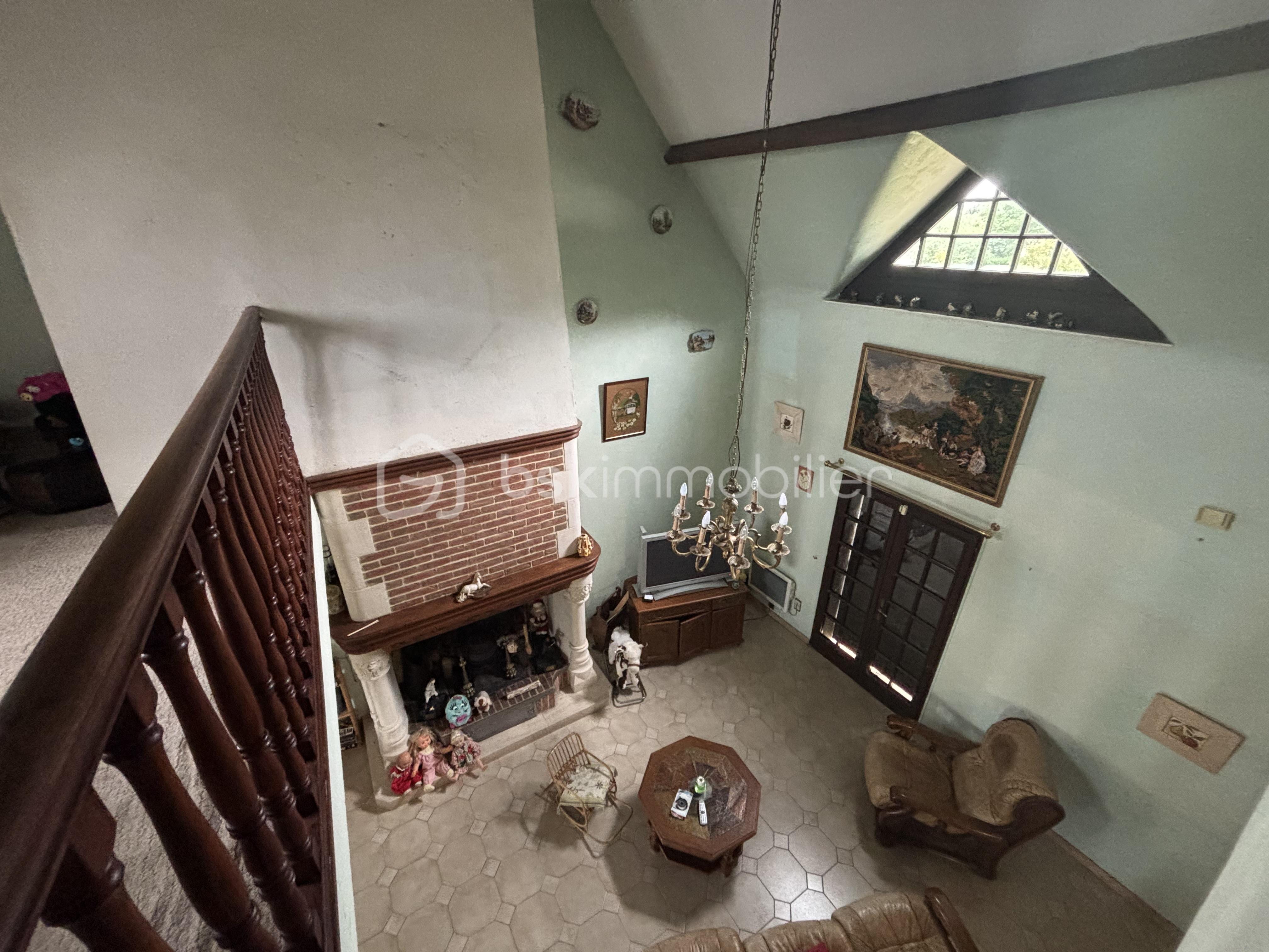 Maison de maitre de 160 m² - OZAN 2.jpg