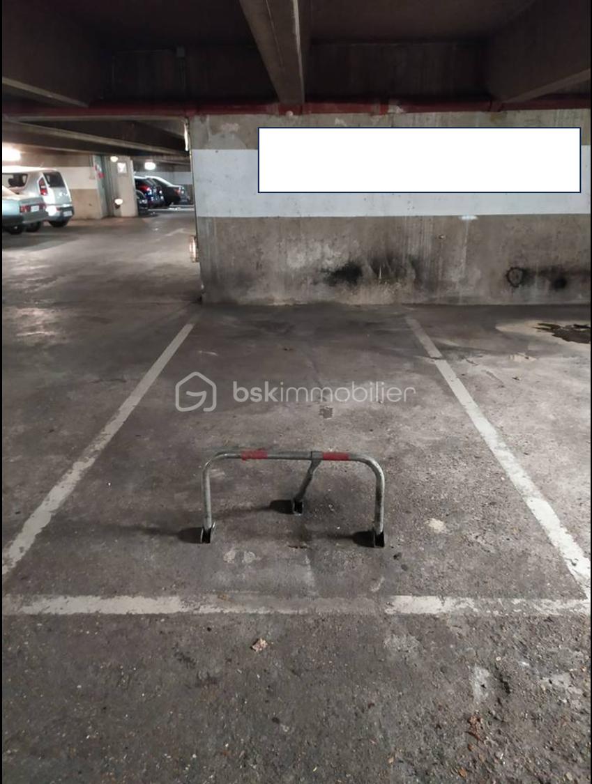 Parking de 12 m² - Photo 1.png
