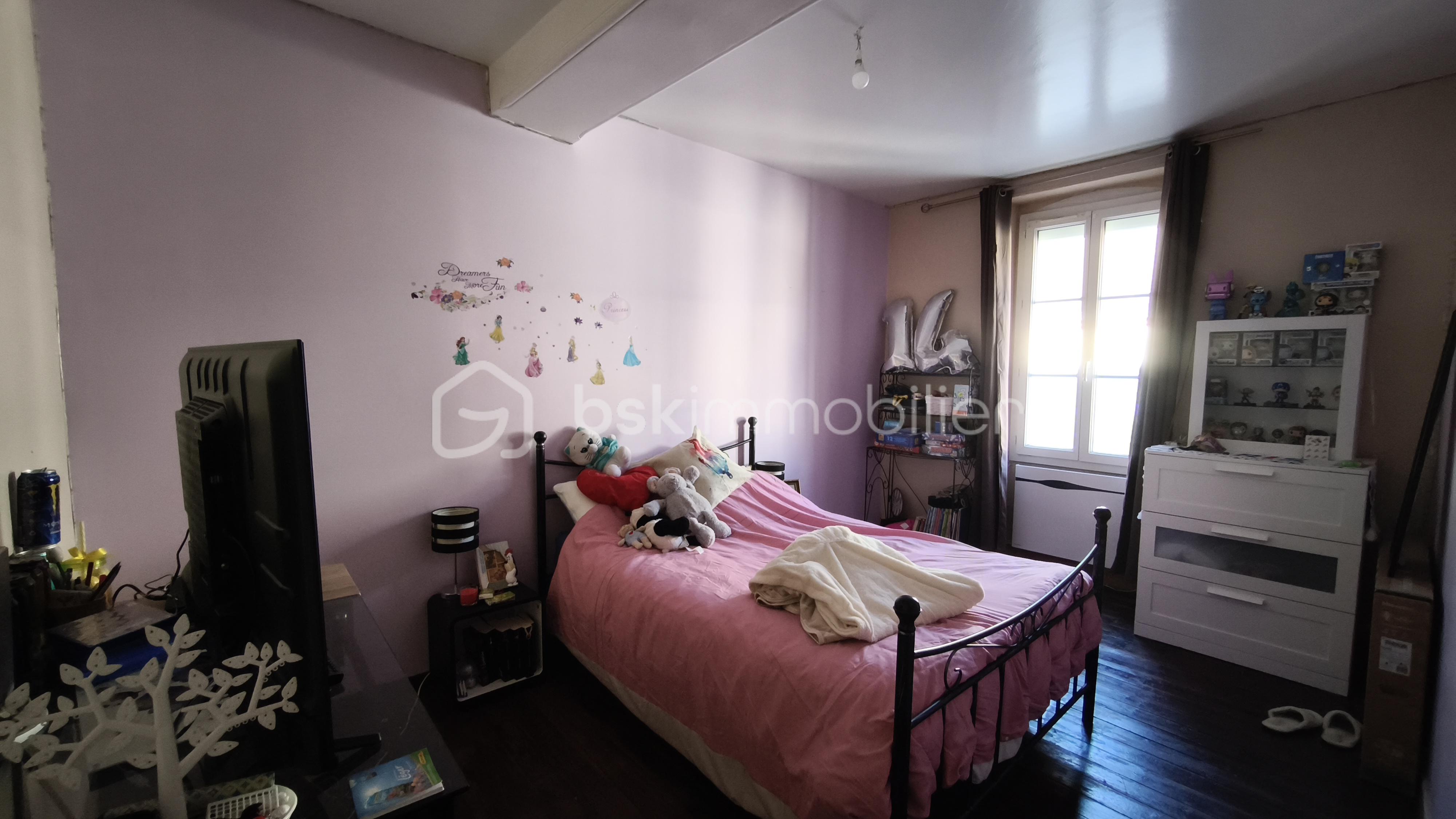 Maison traditionnelle de 122 m² - 1758636987378.jpg