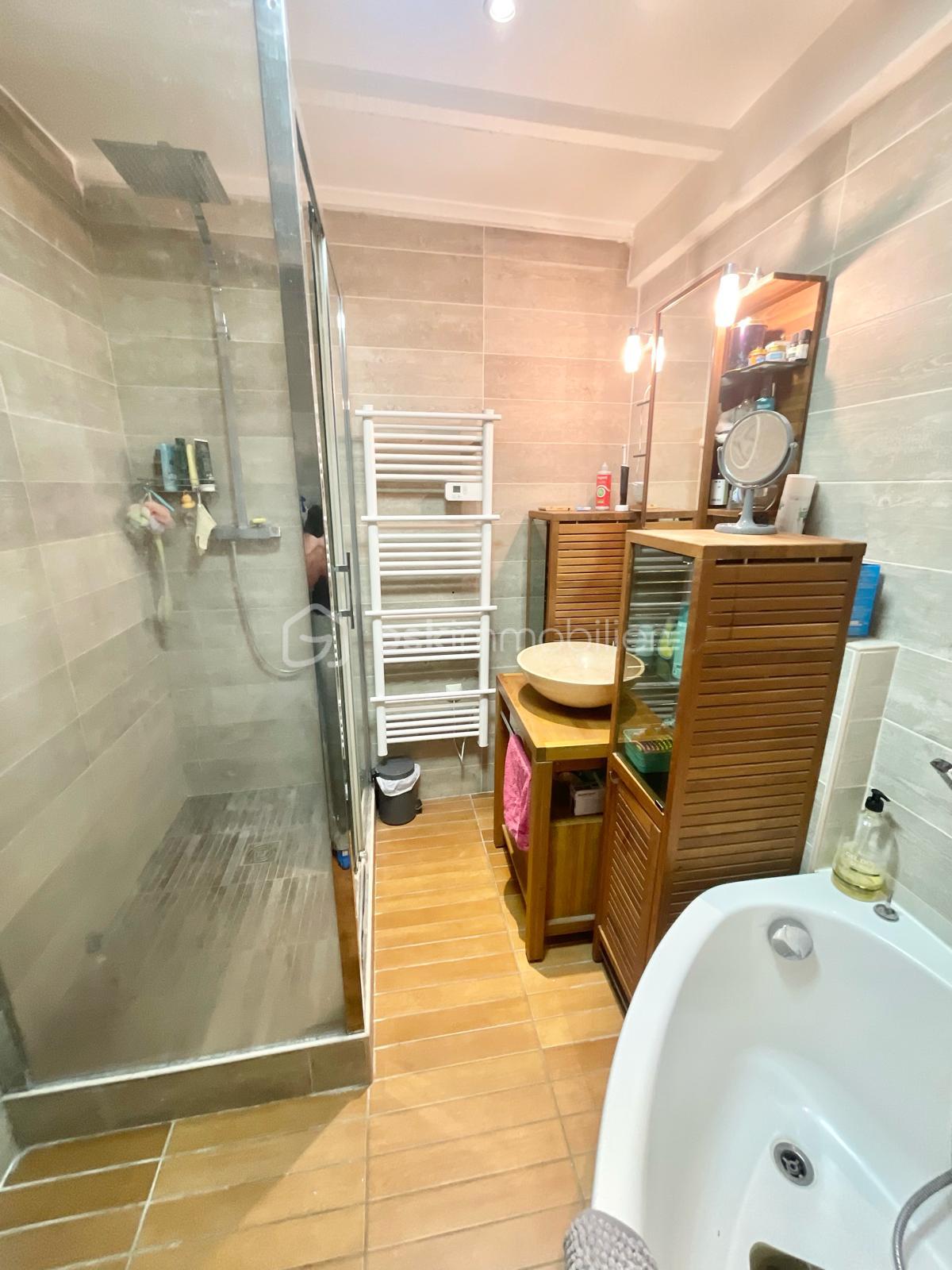 Maison de 100 m² - IMG-20250622-WA0006.jpg