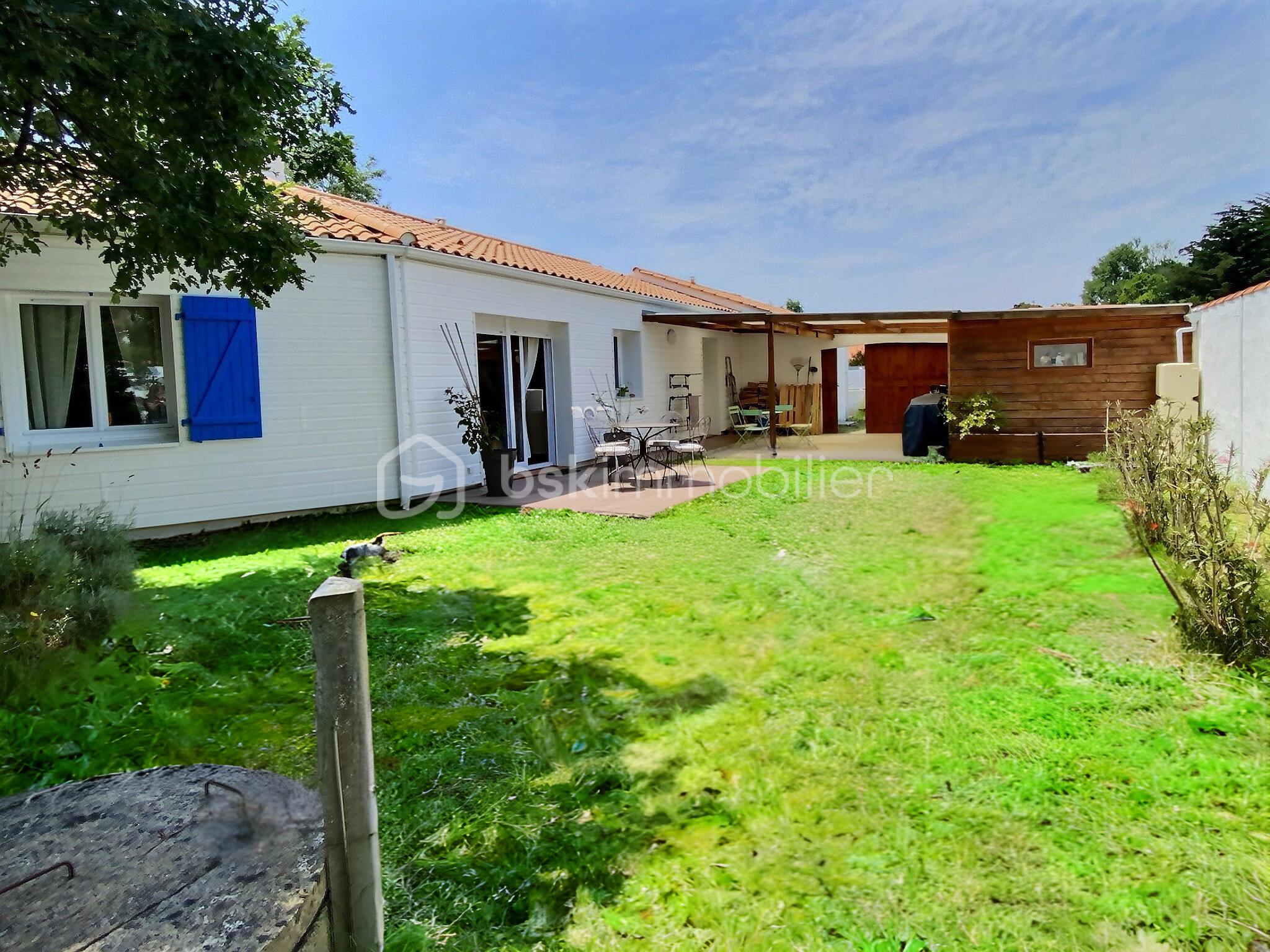 Maison de 163 m² - TERRASSE ARRIERE EXPOSIO 062024.png