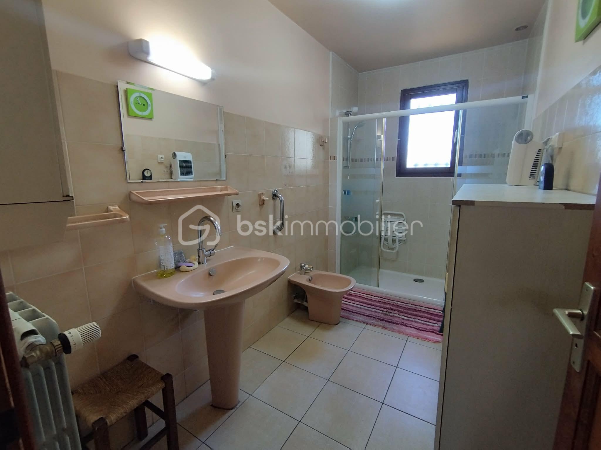 Maison de 91 m² - c9d8e794-962e-414c-a10c-d64cf031e7bd.jpg